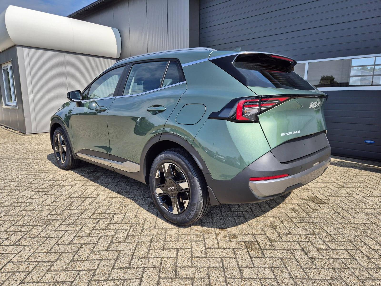 KIA SPORTAGE 1.6 Gasoline 150hp Vision