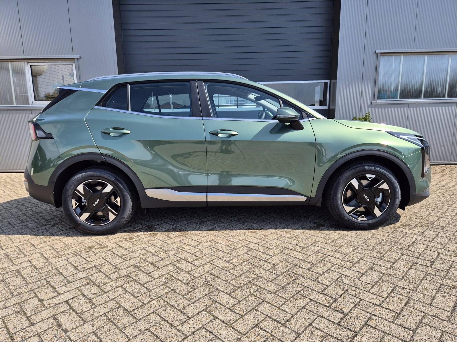 KIA SPORTAGE 1.6 Gasoline 150hp Vision