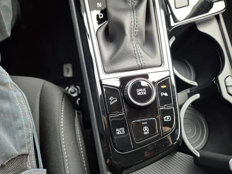 KIA SPORTAGE 1.6 Gasoline 160hp Vision