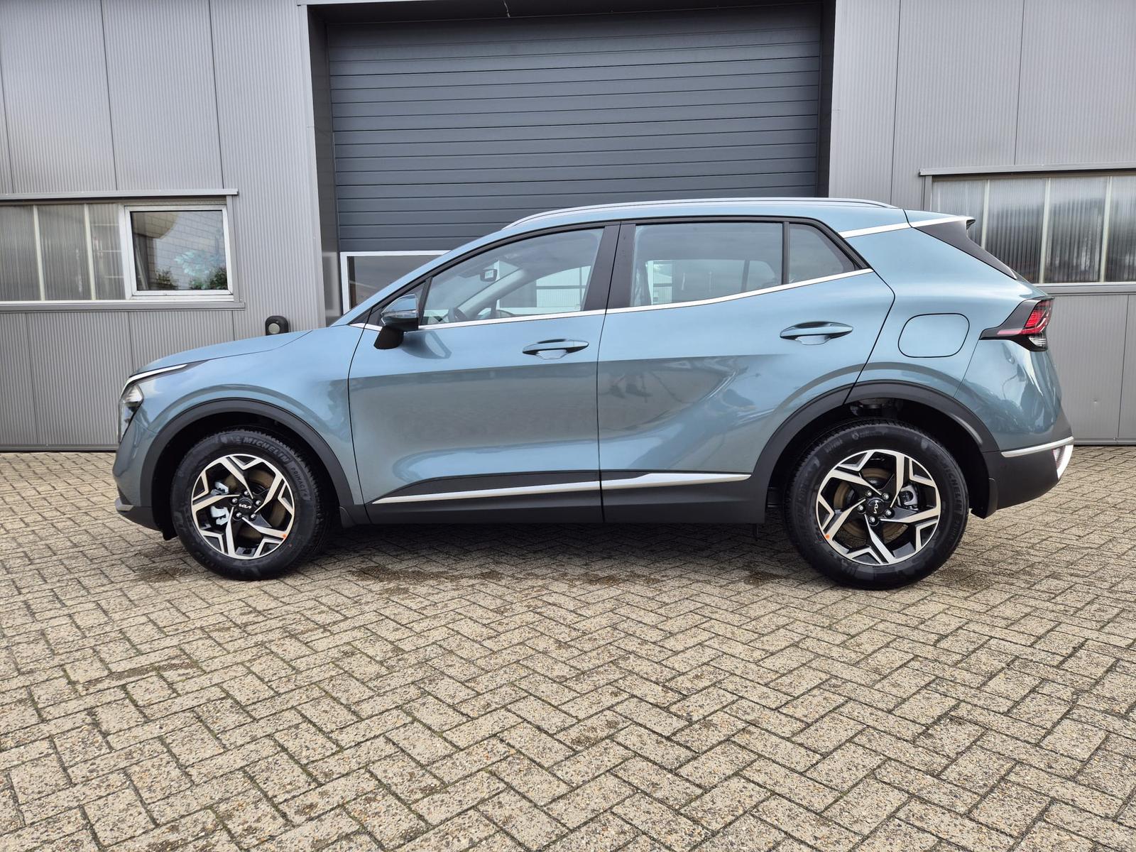 KIA SPORTAGE 1.6 Gasoline 160hp Vision