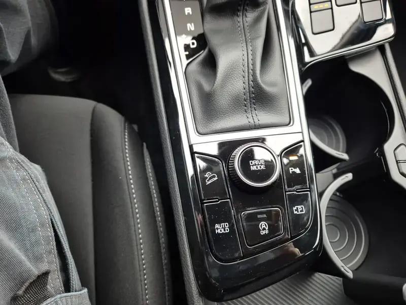 KIA SPORTAGE 1.6 Gasoline 160hp Vision