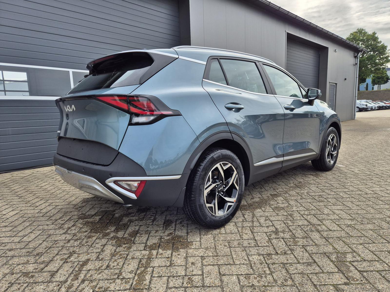 KIA SPORTAGE 1.6 Gasoline 160hp Vision