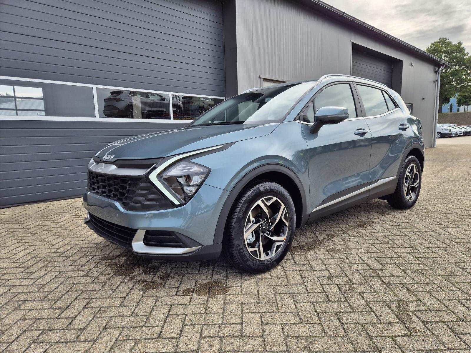 KIA SPORTAGE 1.6 Gasoline 160hp Vision