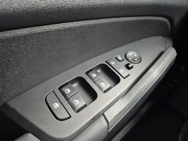 KIA SPORTAGE 1.6 Gasoline 160hp Vision