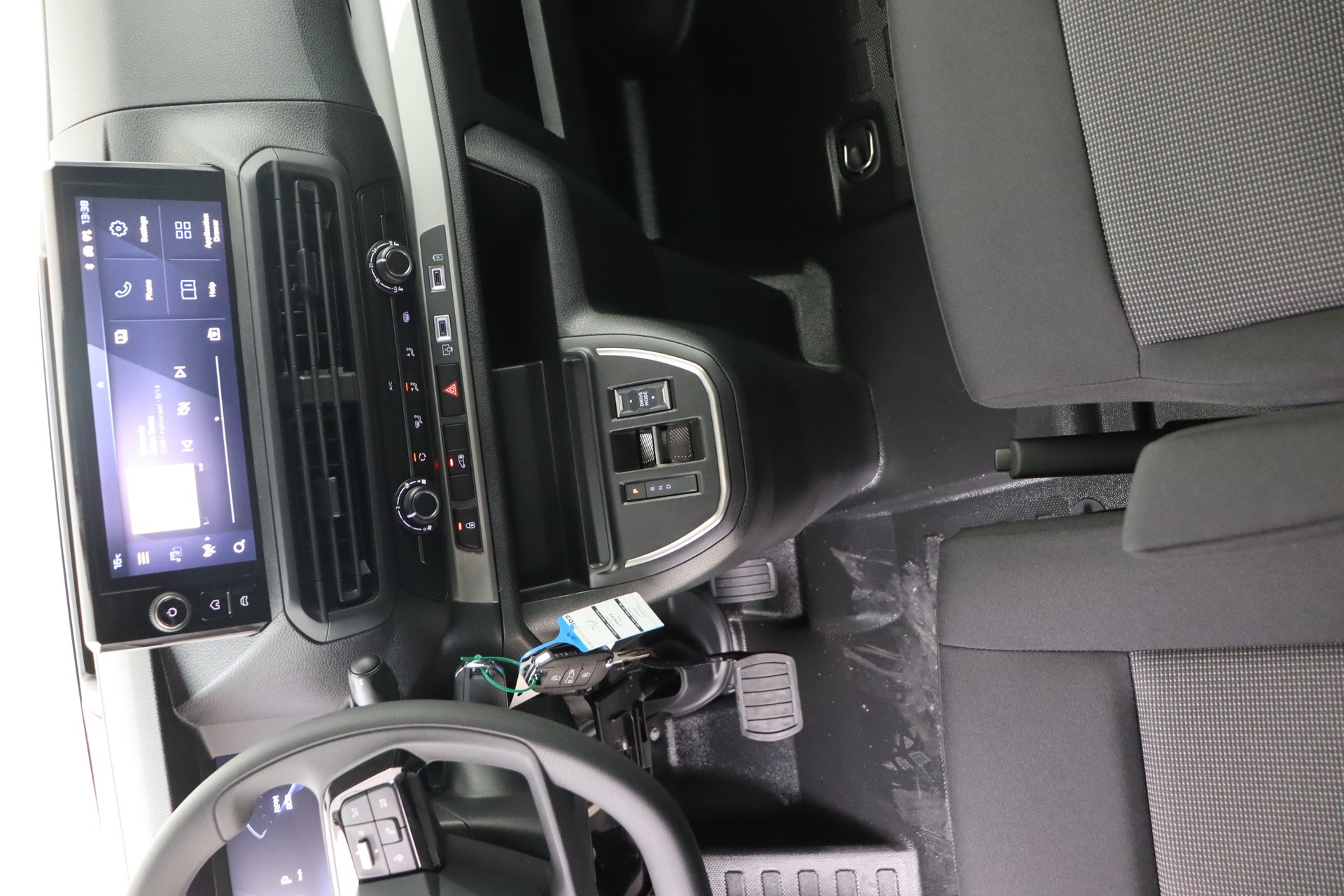 PEUGEOT EXPERT 2.0 BlueHDi 145 S&S EAT8   Standard