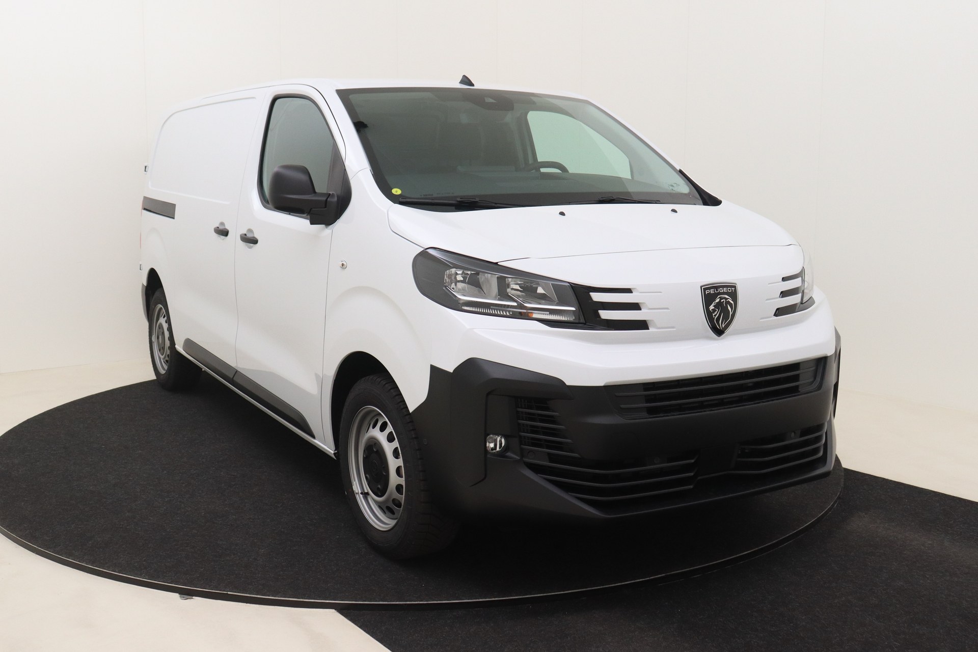 PEUGEOT EXPERT 2.0 BlueHDi 145 S&S EAT8   Standard