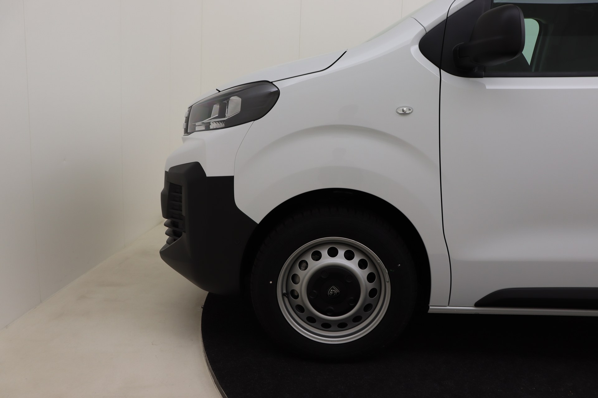 PEUGEOT EXPERT 2.0 BlueHDi 145 S&S EAT8   Standard