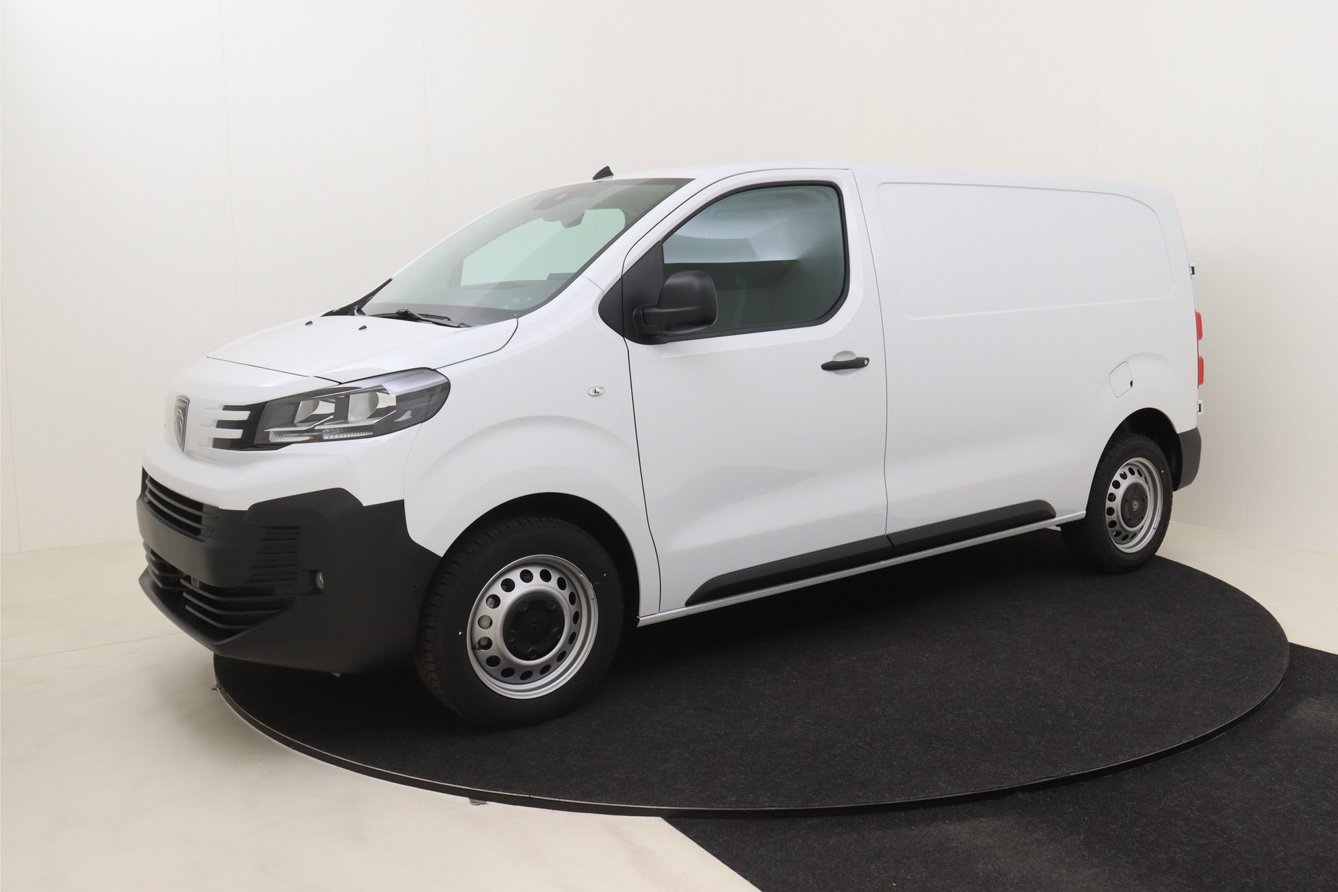 PEUGEOT EXPERT 2.0 BlueHDi 145 S&S EAT8   Standard