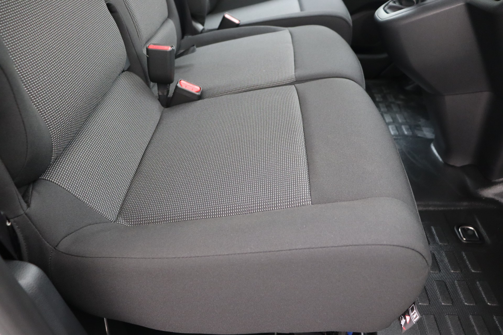 PEUGEOT EXPERT 2.0 BlueHDi 145 MAN6 Long