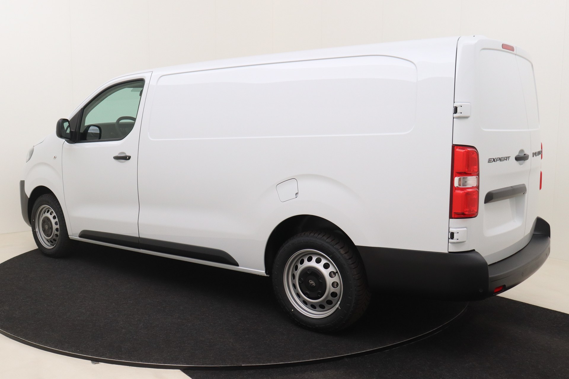 PEUGEOT EXPERT 2.0 BlueHDi 145 MAN6 Long
