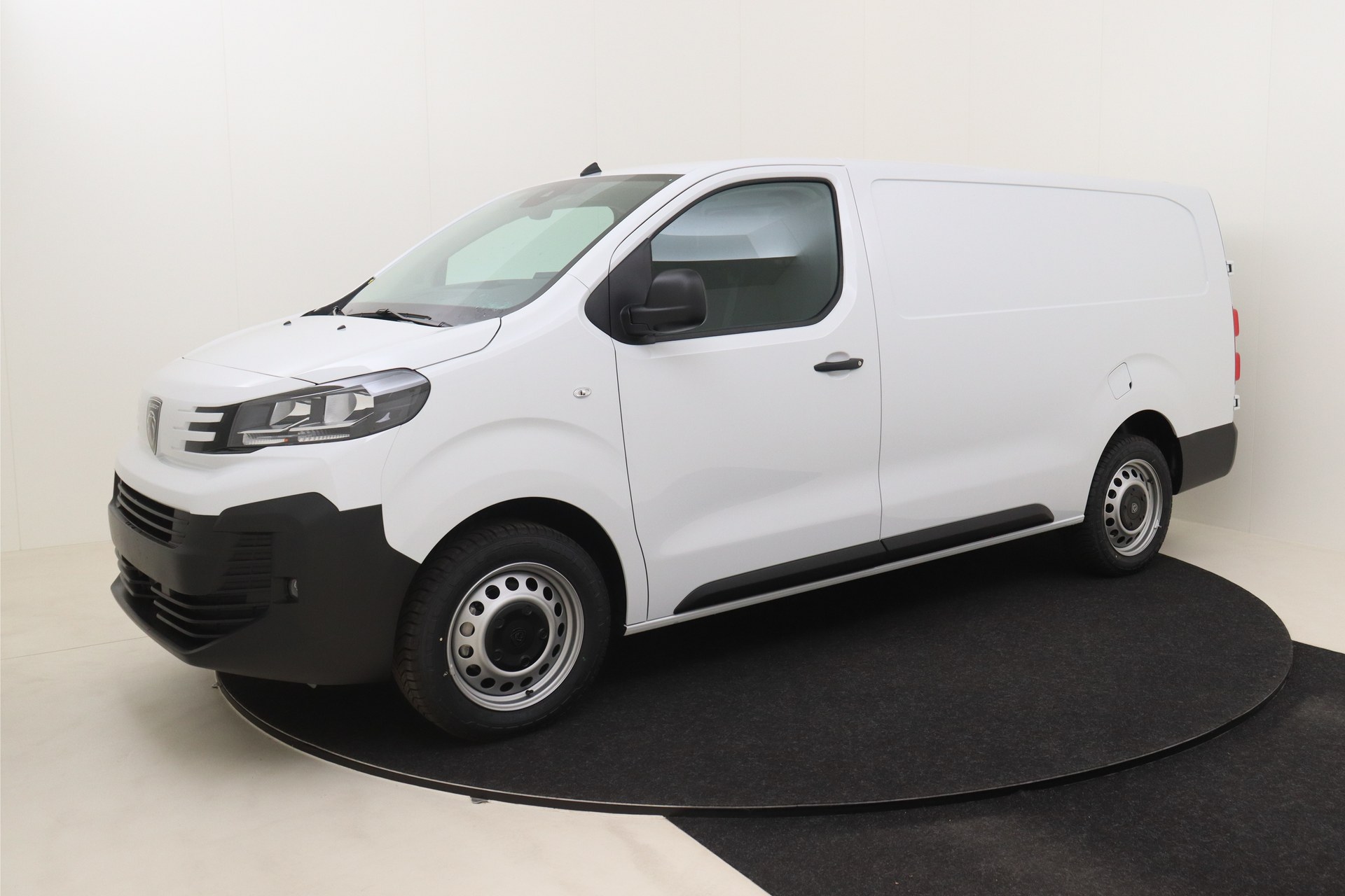 PEUGEOT EXPERT 2.0 BlueHDi 145 MAN6 Long