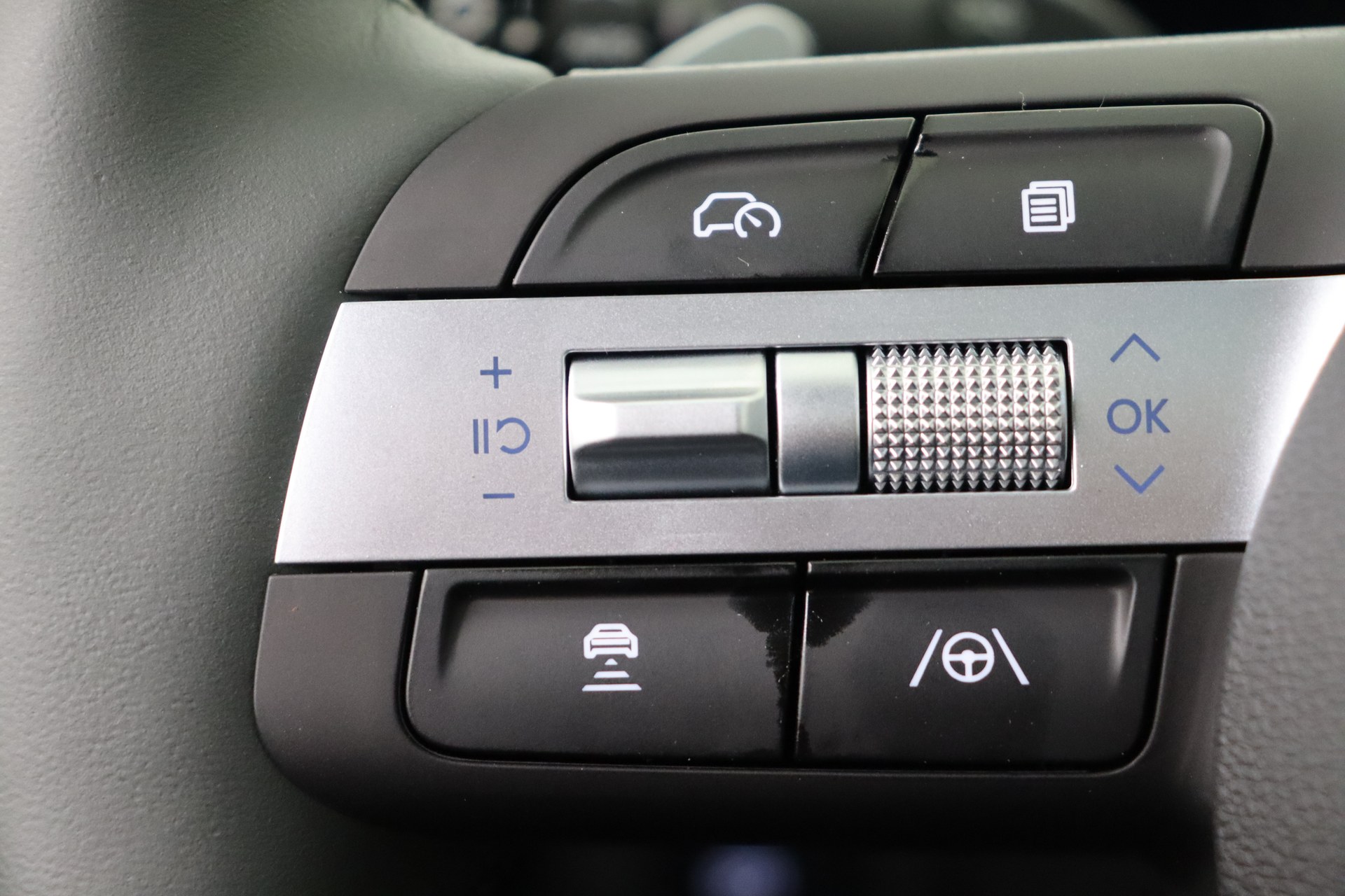 HYUNDAI TUCSON 1.6 T-GDi HEV 215ch 6AT 20th Anniversary Sensation Pack