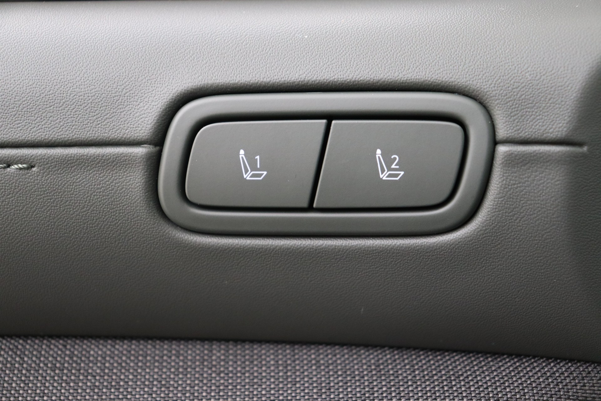 HYUNDAI TUCSON 1.6 T-GDi HEV 215ch 6AT 20th Anniversary Sensation Pack