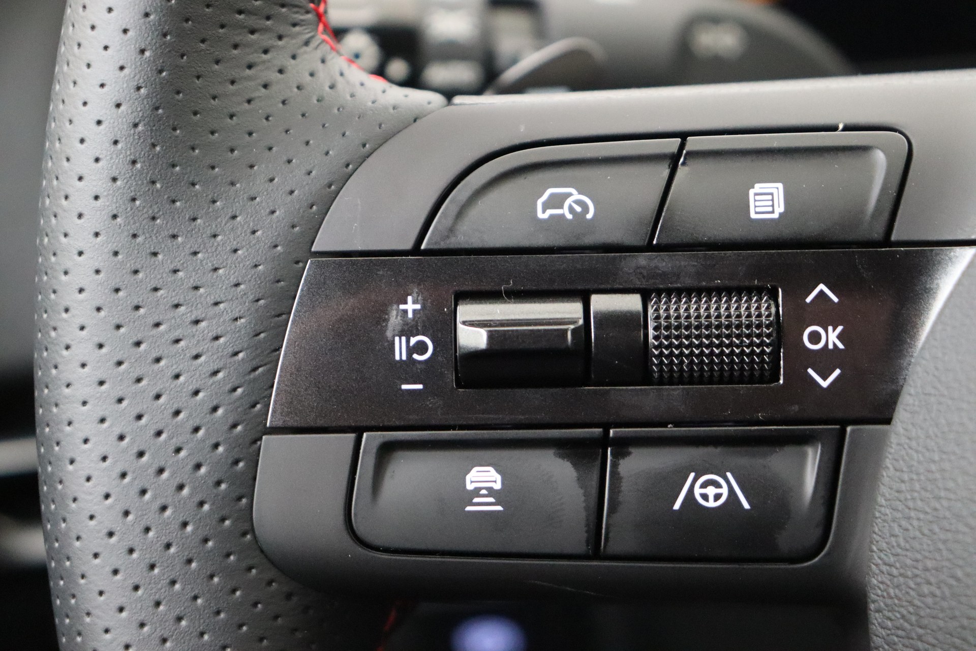 HYUNDAI TUCSON 1.6 T-GDi HEV 215ch 6AT Shine N-line