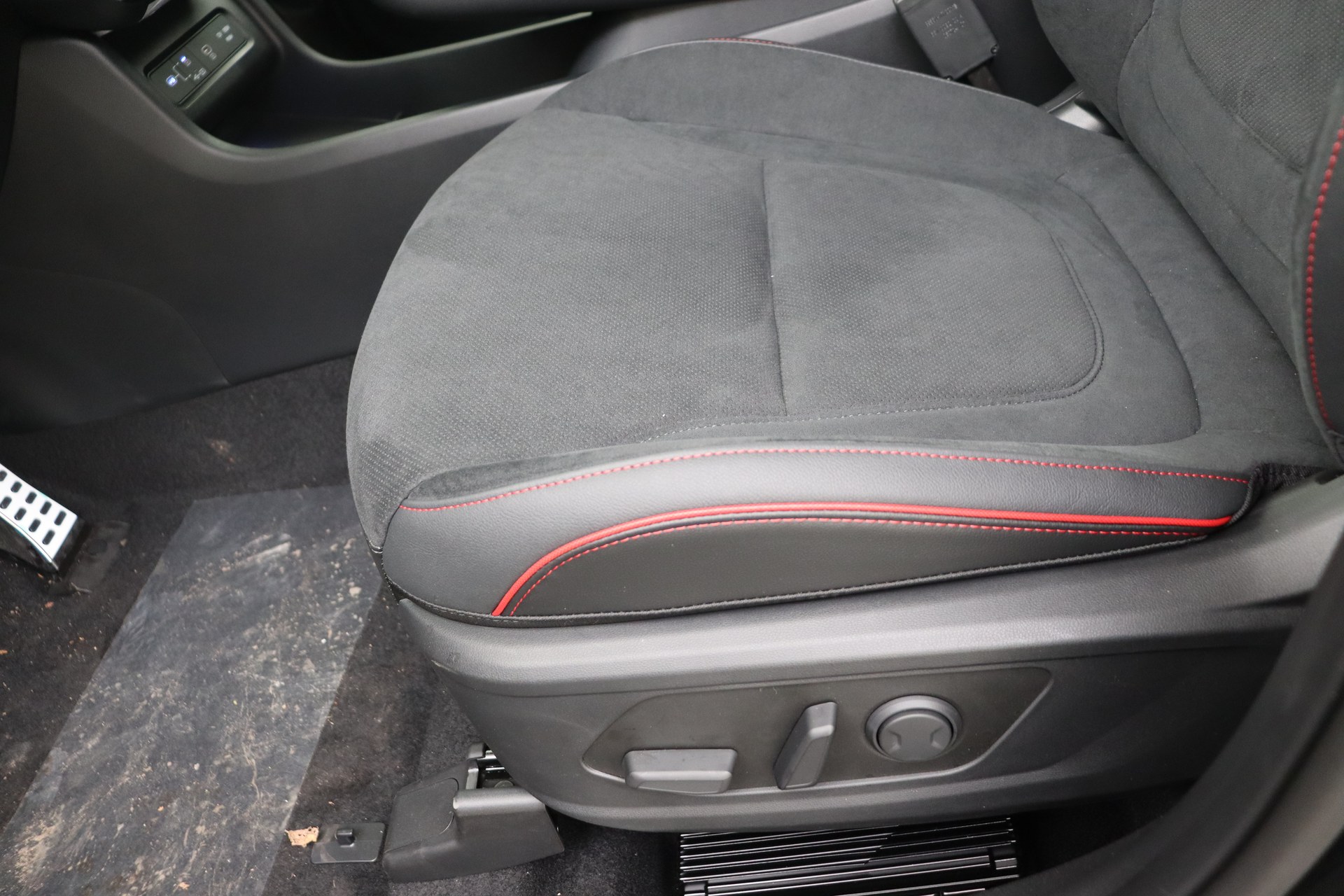 HYUNDAI TUCSON 1.6 T-GDi HEV 215ch 6AT Shine N-line