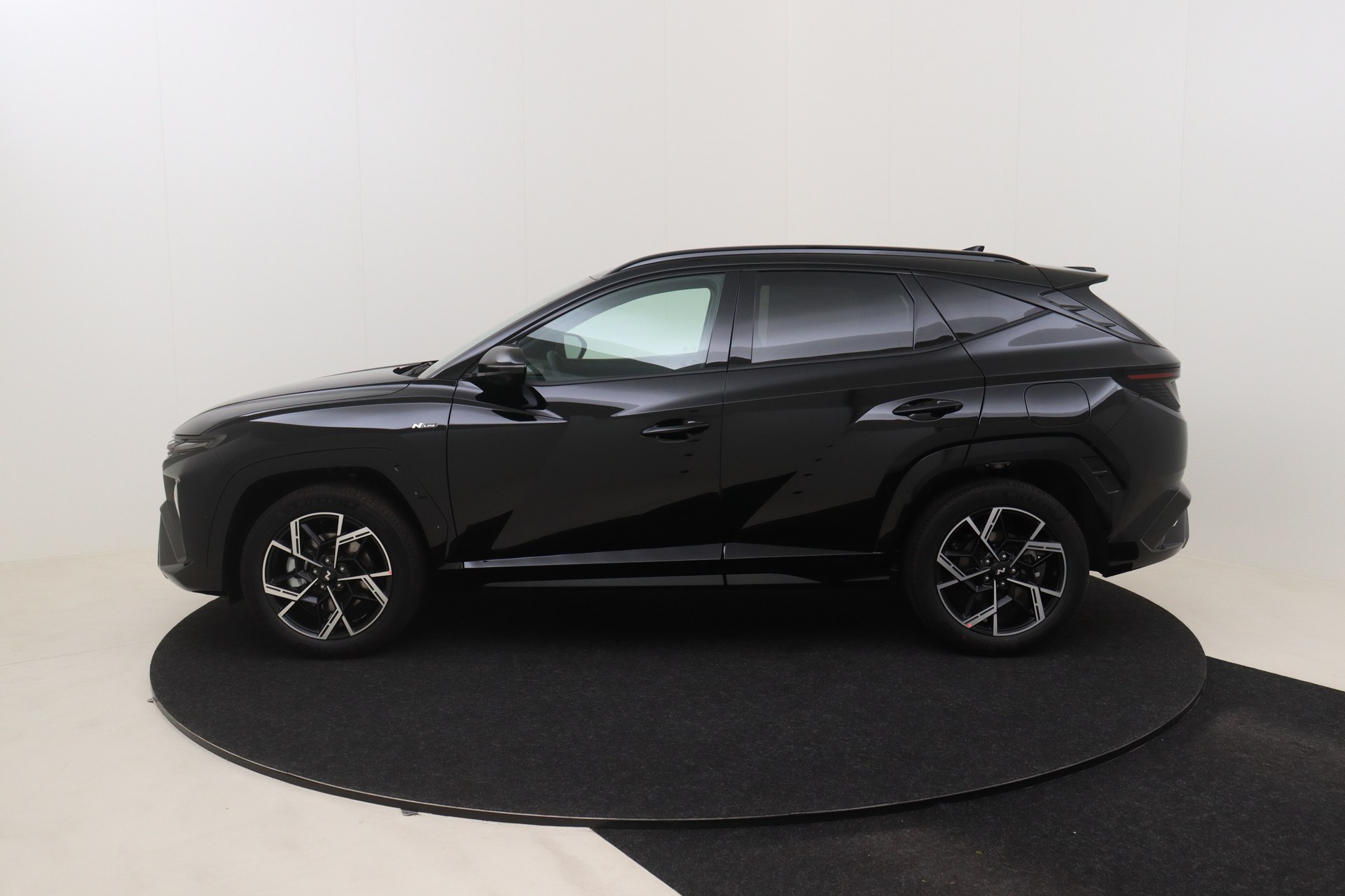 HYUNDAI TUCSON 1.6 T-GDi HEV 215ch 6AT Shine N-line