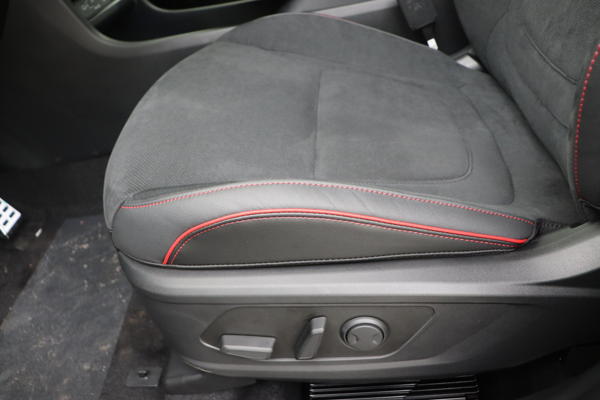 HYUNDAI TUCSON 1.6 T-GDi HEV 215ch 6AT Shine N-line