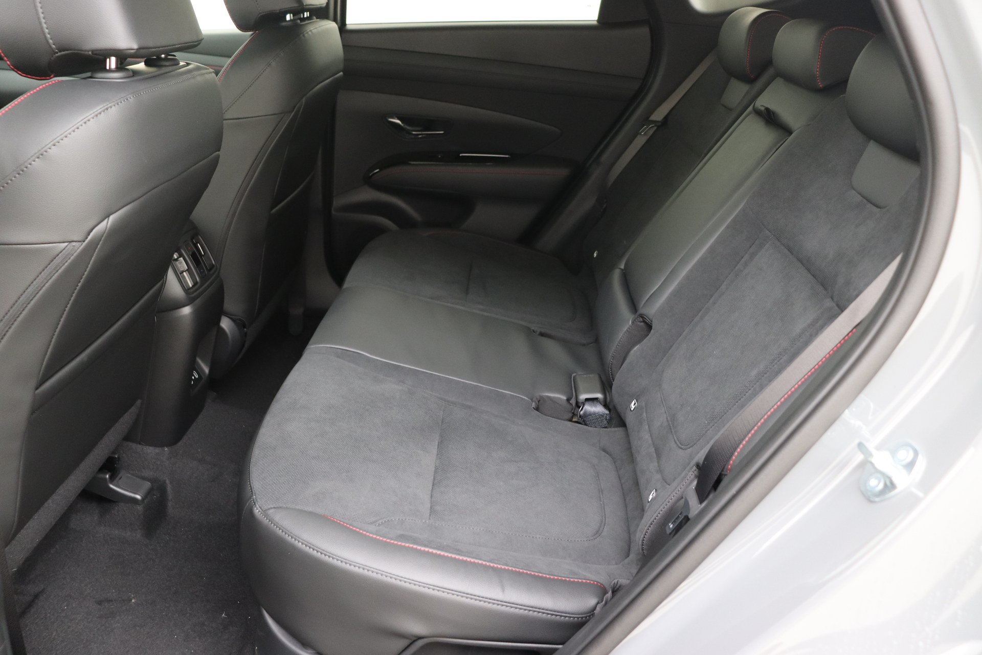 HYUNDAI TUCSON 1.6 T-GDi HEV 239ch 6AT Feel N-line