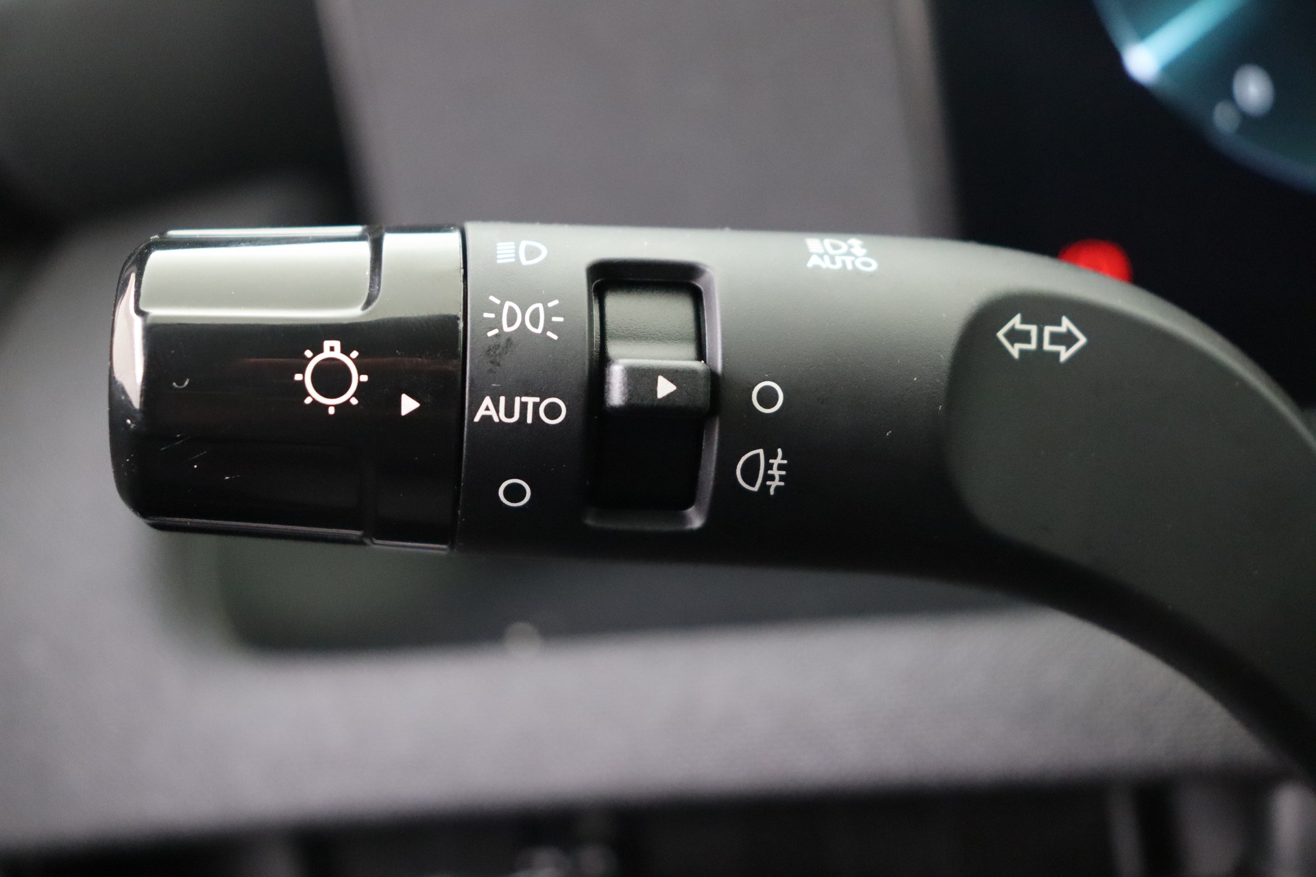 HYUNDAI TUCSON 1.6 T-GDi HEV 239ch 6AT Feel N-line