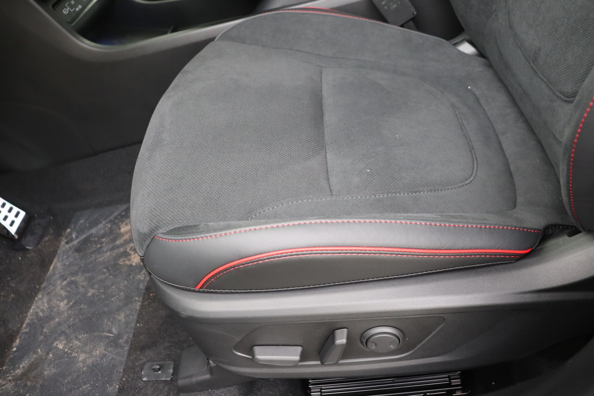 HYUNDAI TUCSON 1.6 T-GDi HEV 239ch 6AT Feel N-line