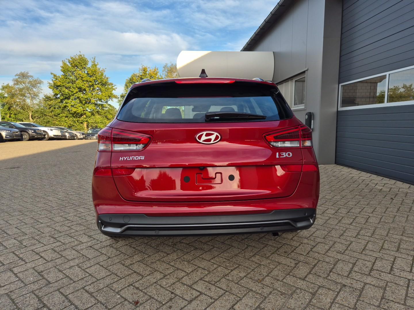 HYUNDAI I30 1.5 Gasoline 97hp