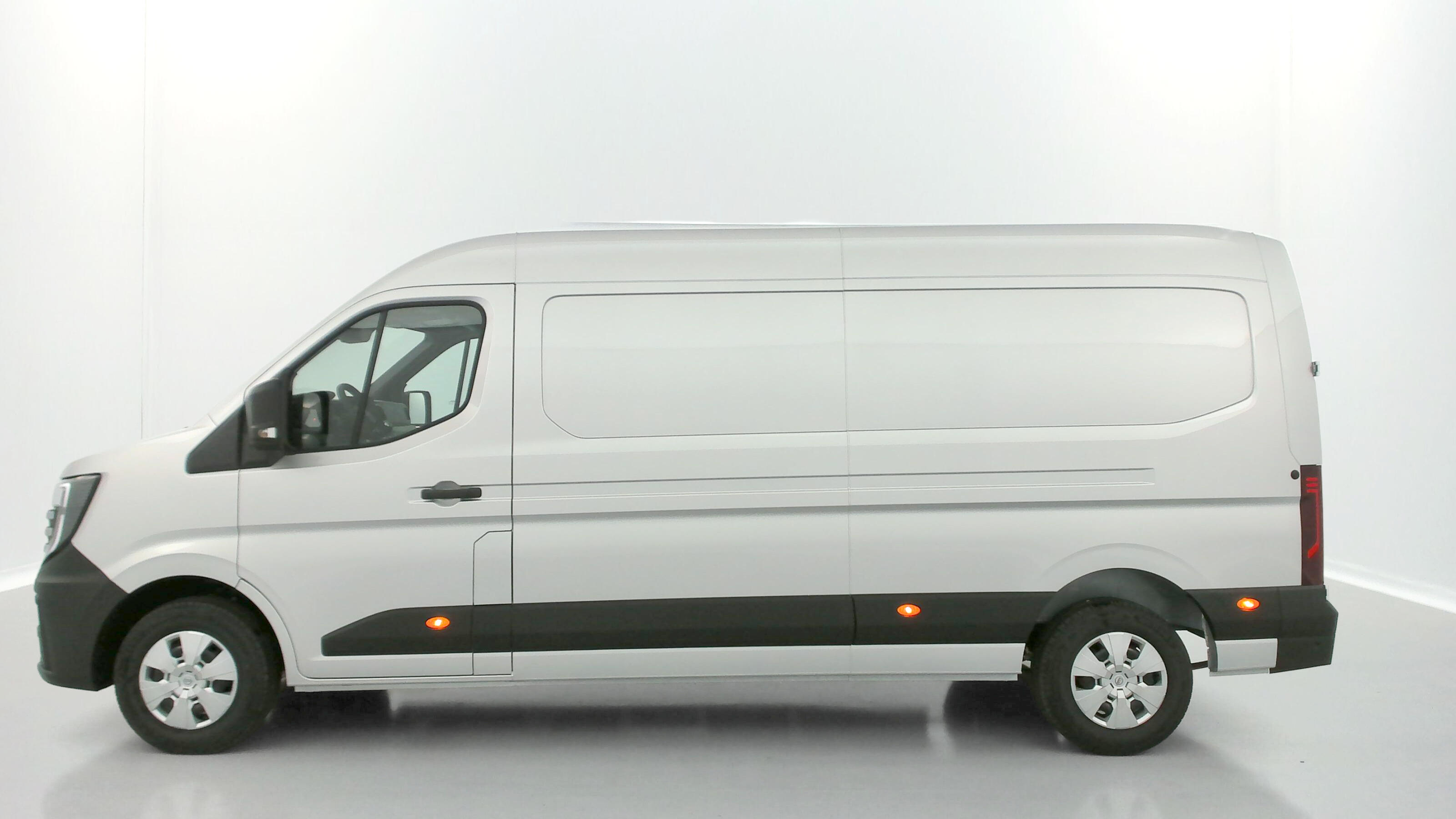 NISSAN INTERSTAR III L3H2 3t5 2.0 dCi 150ch Tekna