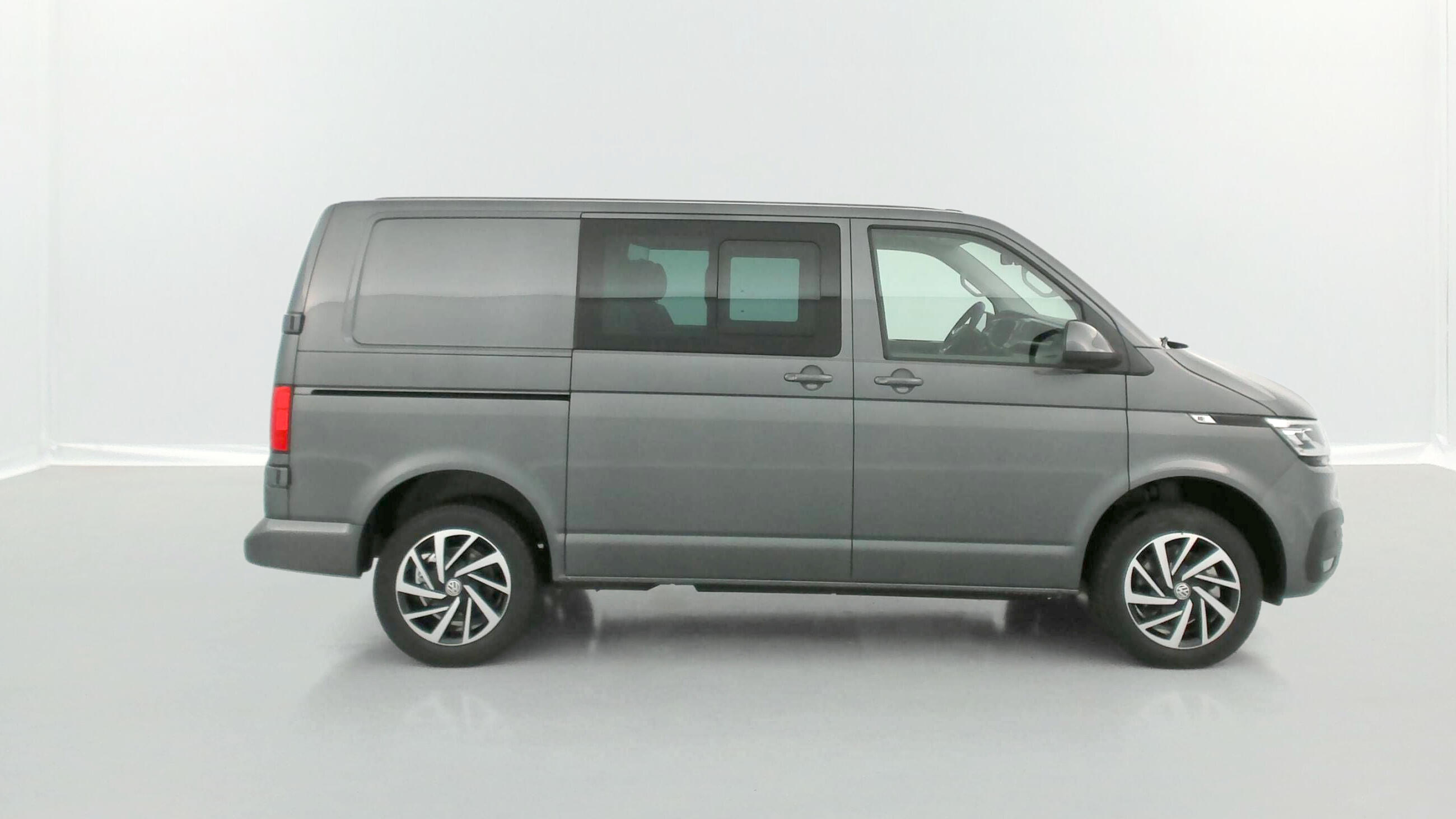 VOLKSWAGEN Transporter 6.1 procab L1 2.0 TDI 150ch Business Plus DSG7
