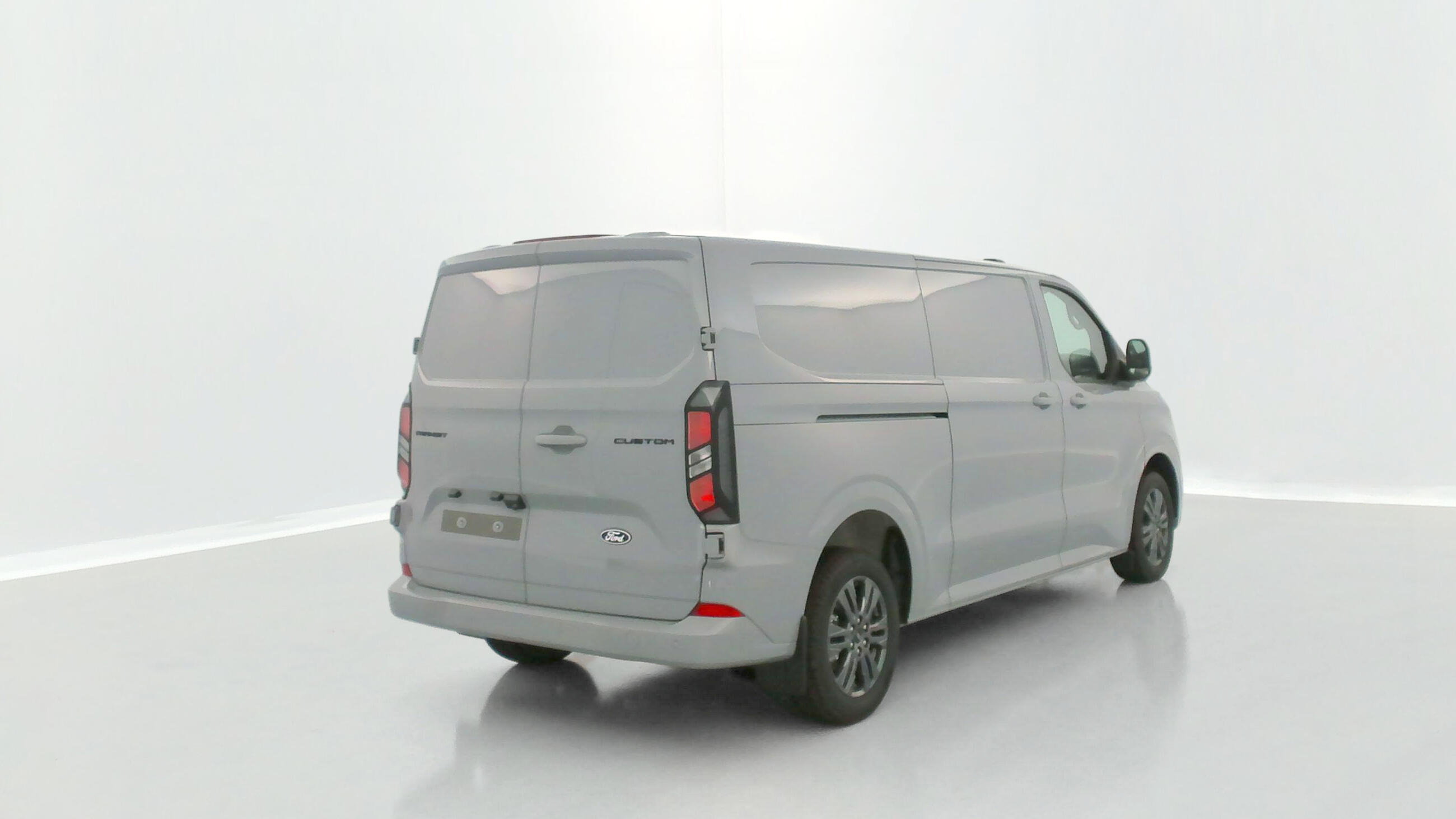FORD TRANSIT CUSTOM II 320 L2H1 2.0 Ecoblue 170ch Limited BVA8