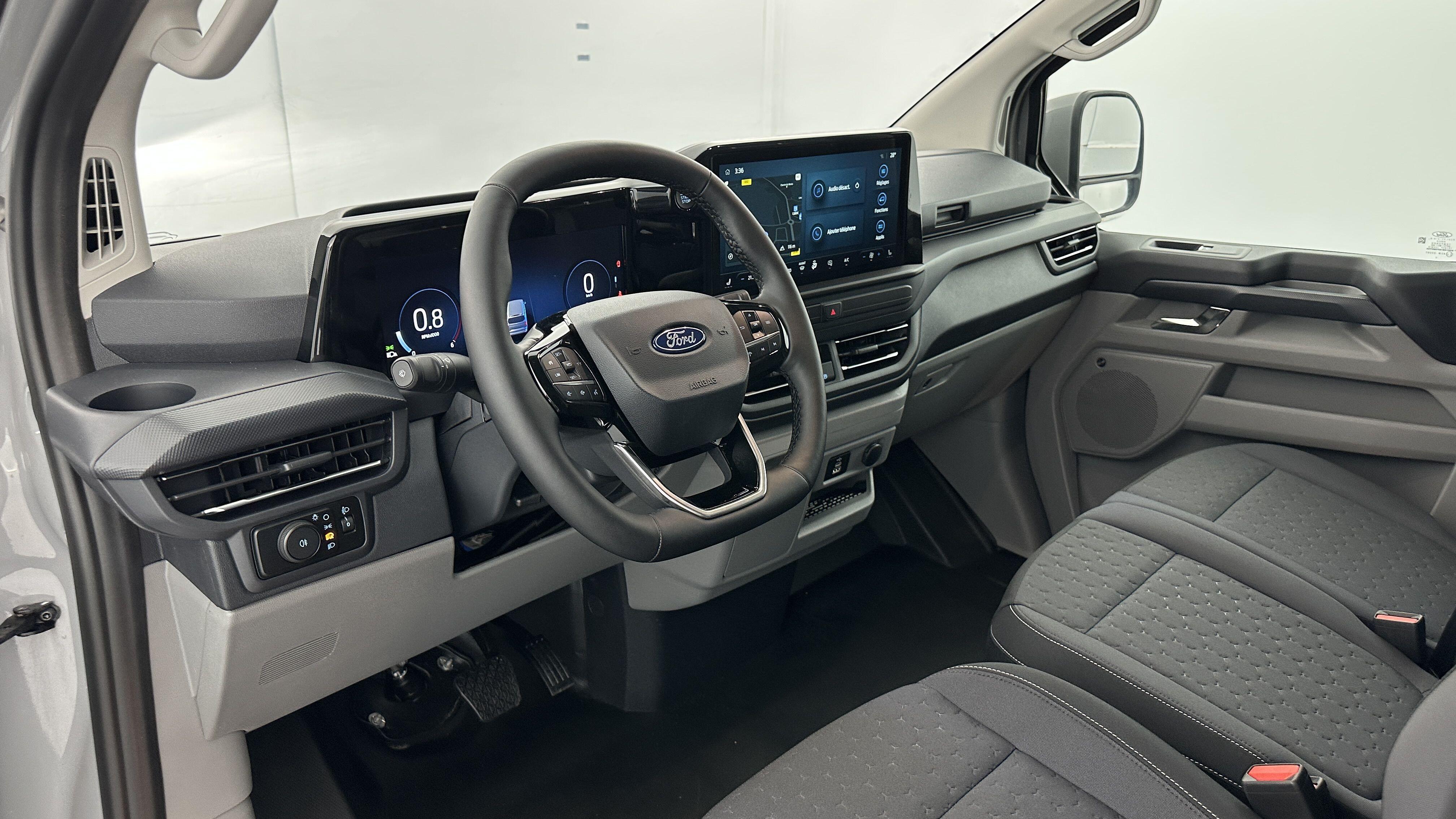 FORD TRANSIT CUSTOM II 320 L2H1 2.0 Ecoblue 170ch Limited BVA8
