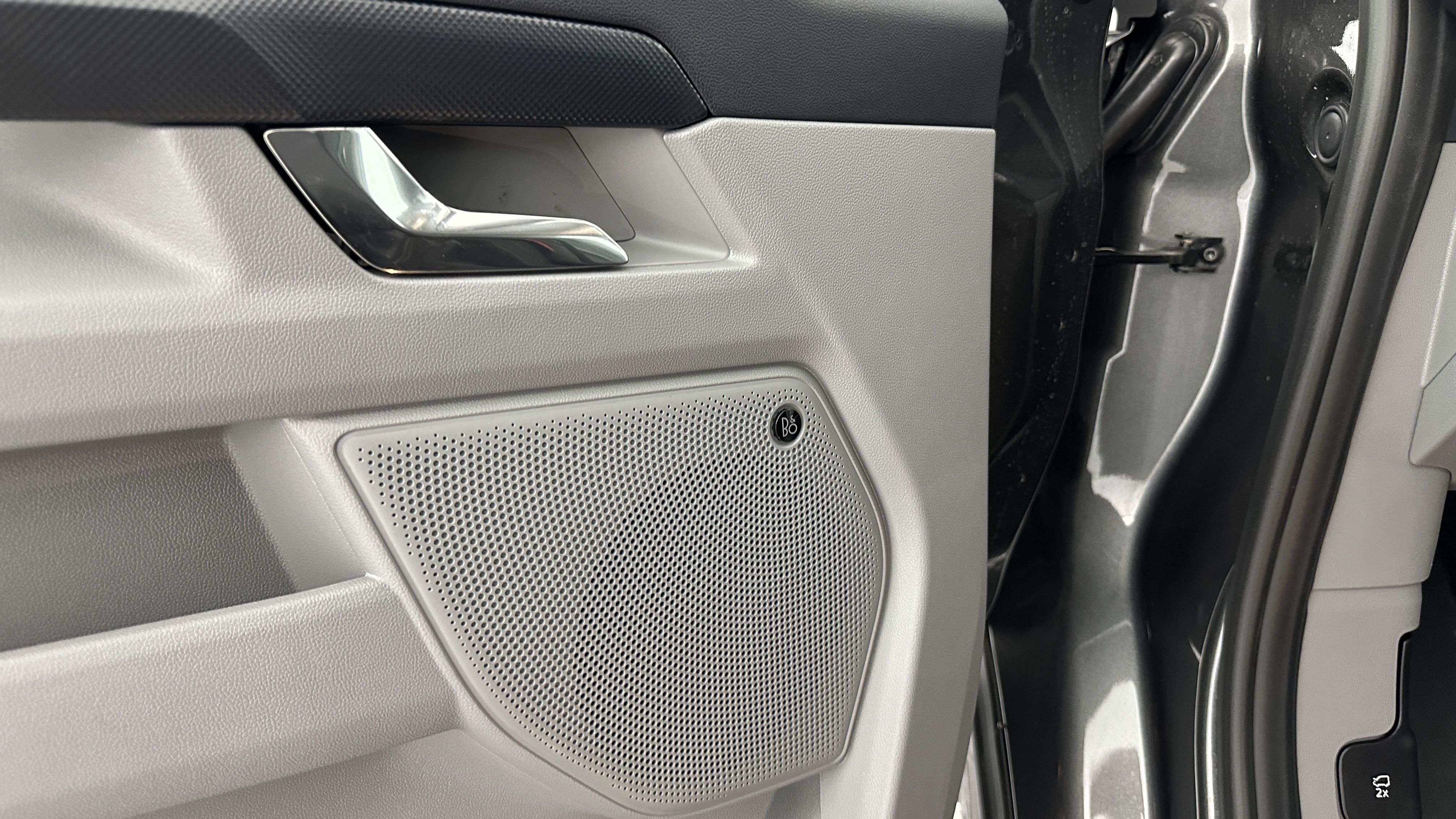 FORD TRANSIT CUSTOM II 320 L2H1 2.0 Ecoblue 170ch Limited BVA8