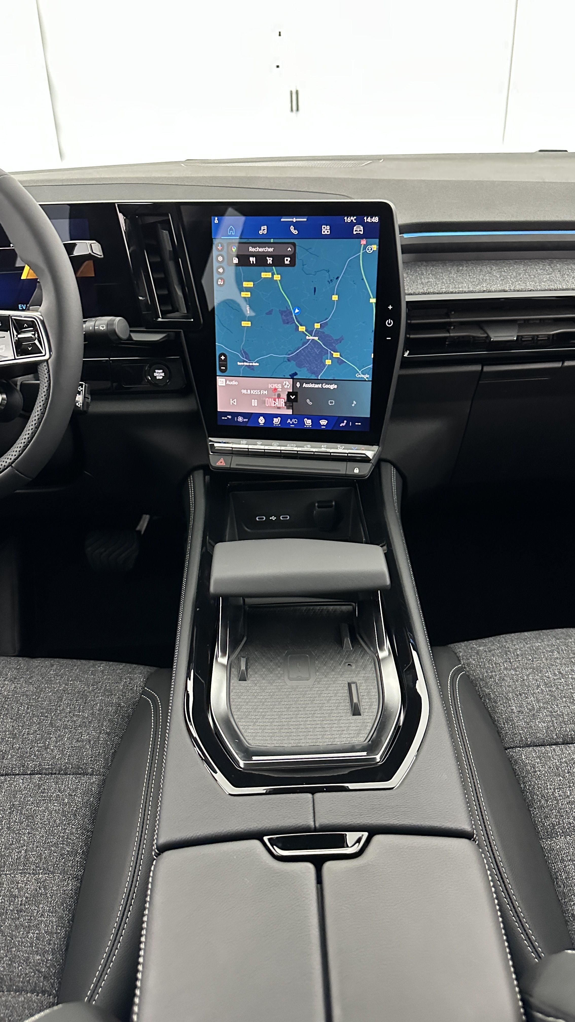 RENAULT ESPACE VI E-Tech full hybrid 200ch Techno + PACK DRIVING + PACK COMFORT PREMIUM