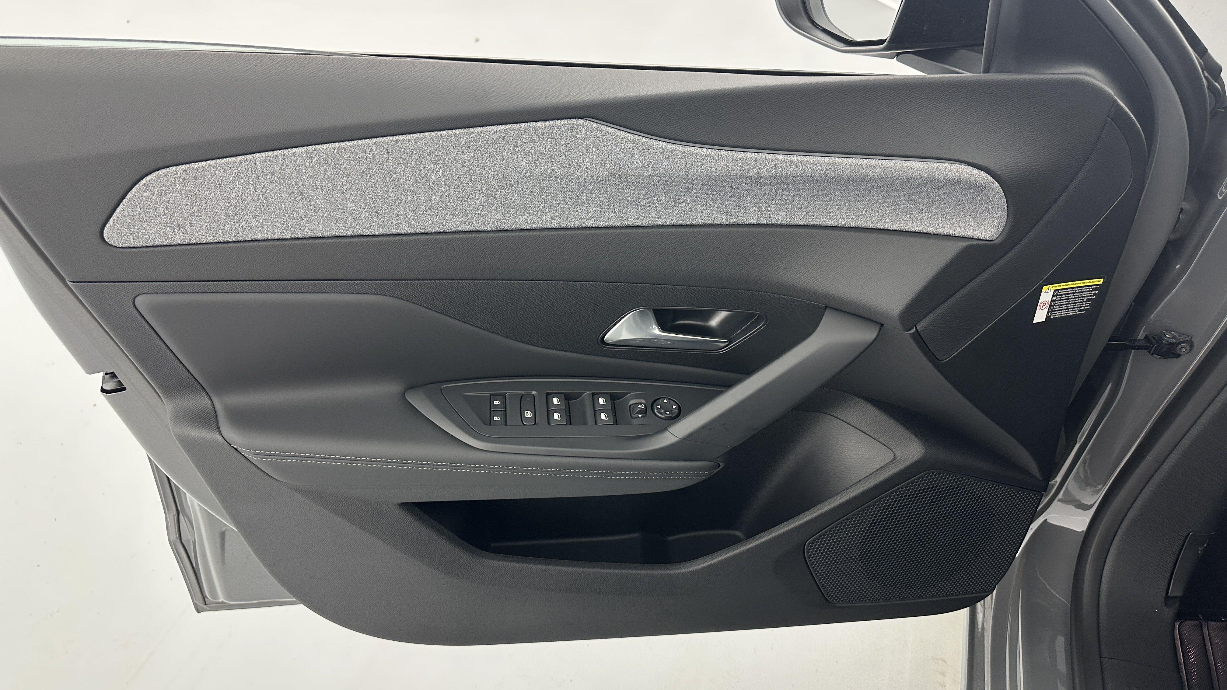 PEUGEOT 308 III 1.5 BlueHDi 130ch Allure EAT8