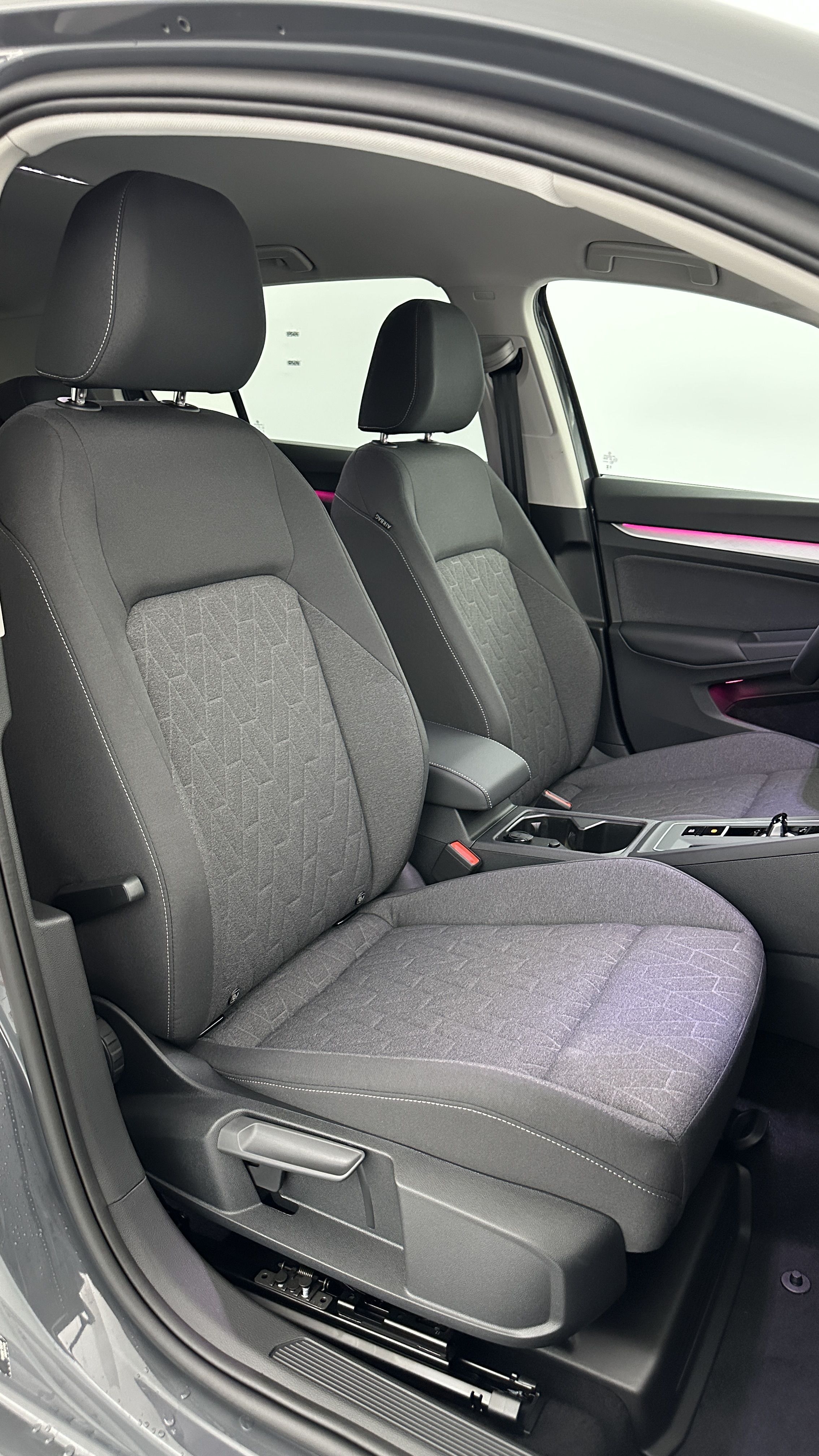 VOLKSWAGEN GOLF VIII 1.5 eTSI EVO2 115ch Edition DSG7