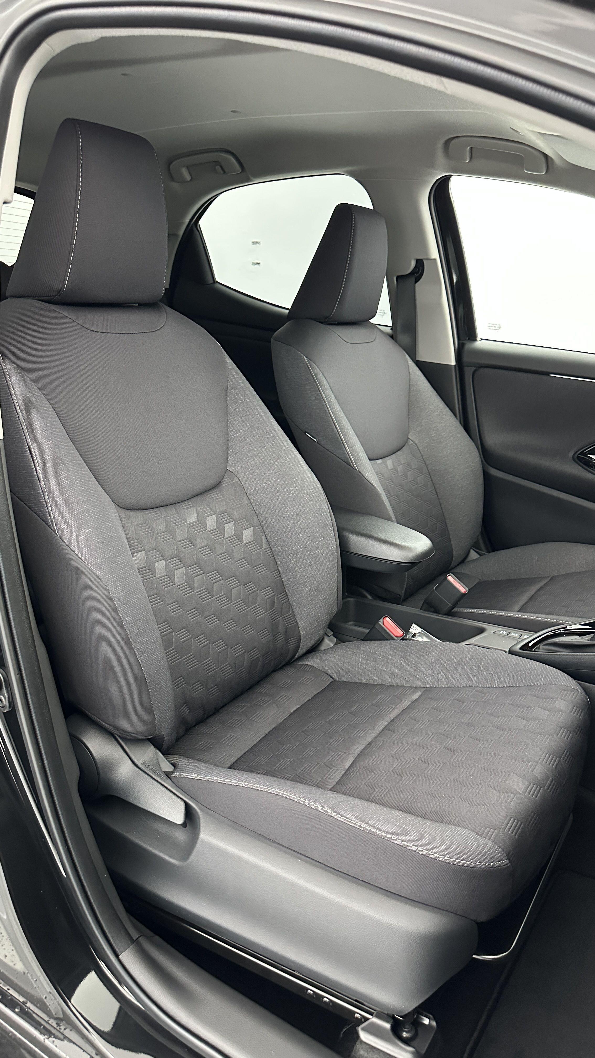 TOYOTA YARIS Hybride 116h Design e-CVT