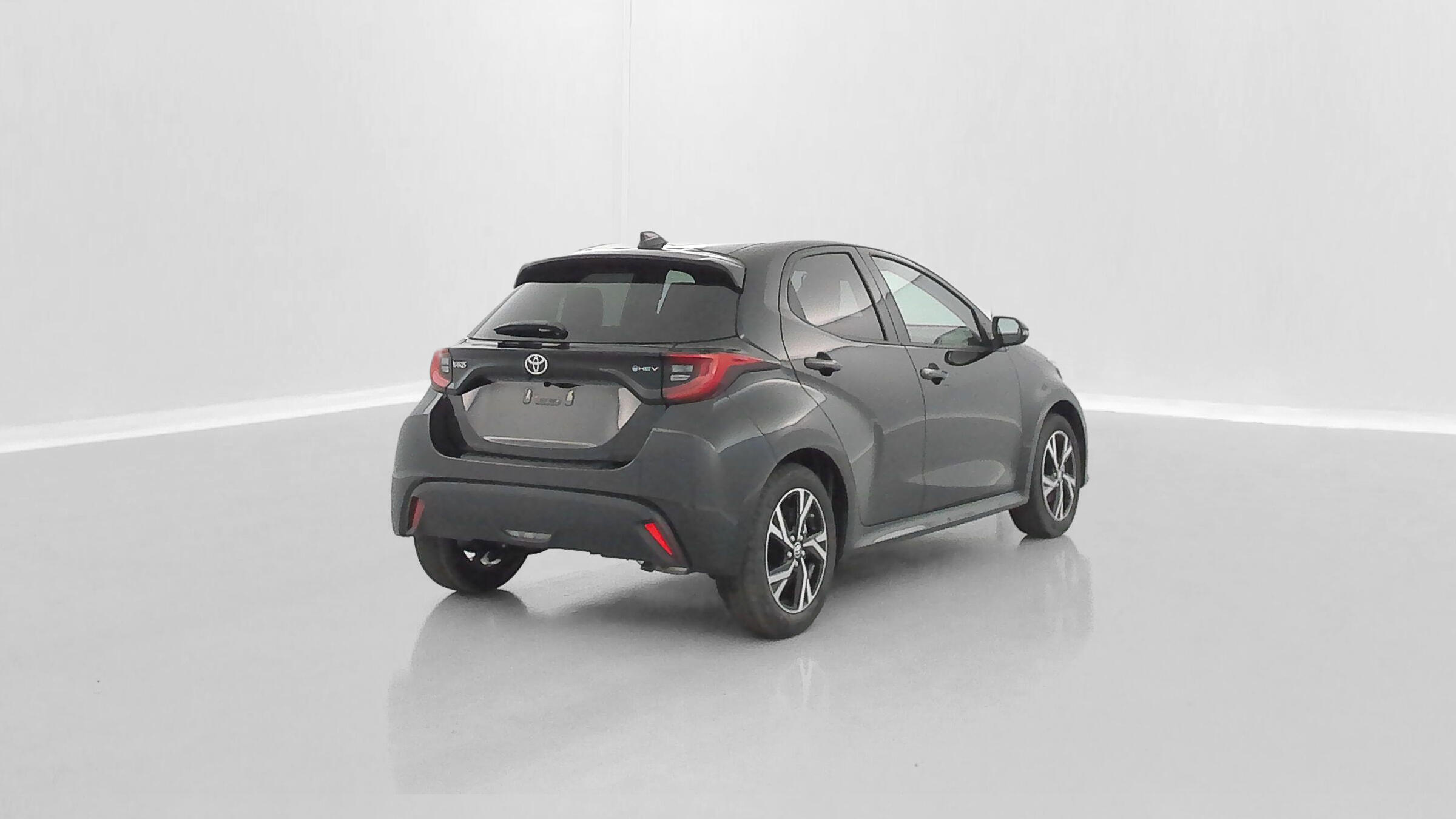TOYOTA YARIS Hybride 116h Design e-CVT