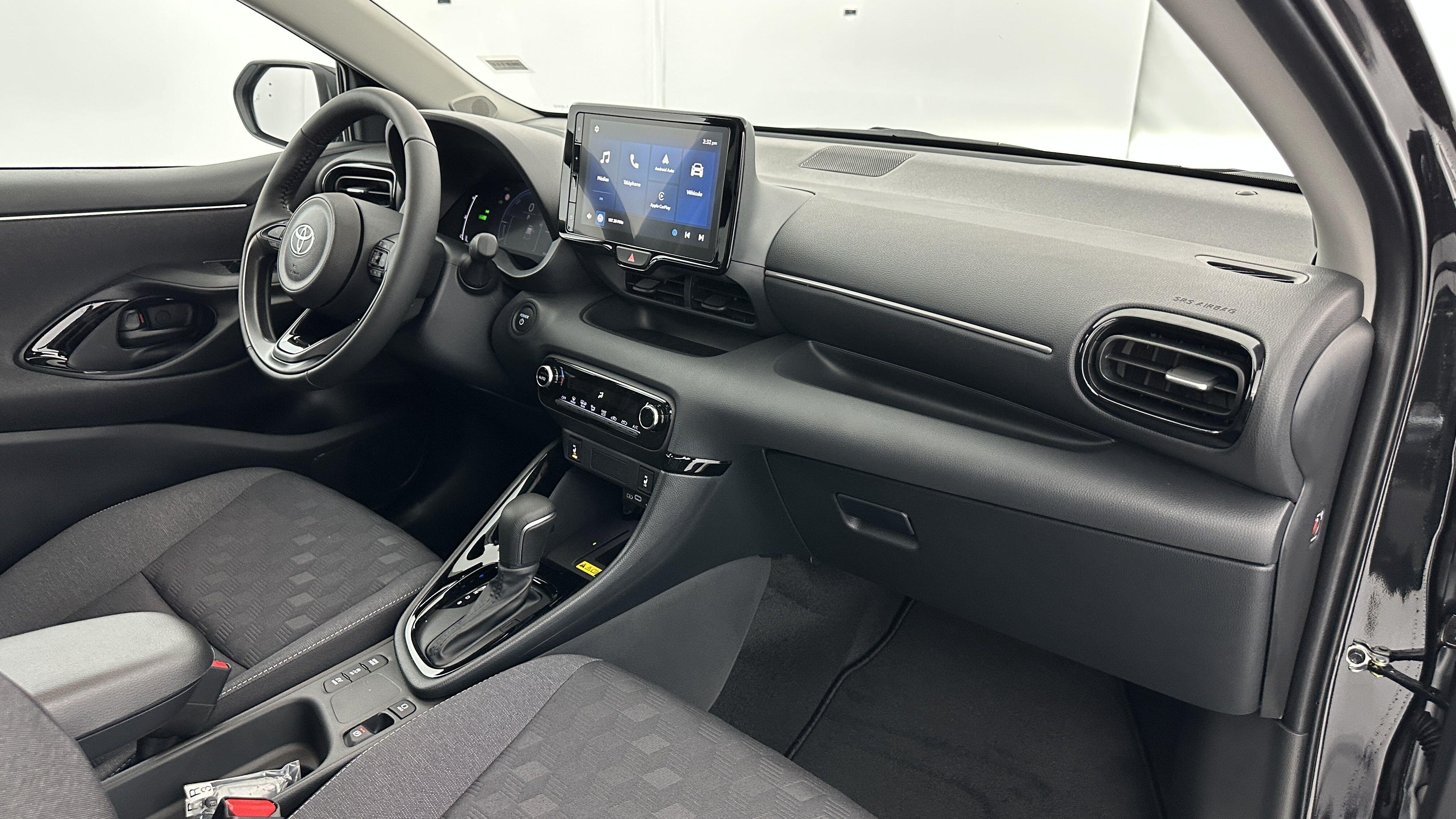 TOYOTA YARIS Hybride 116h Design e-CVT
