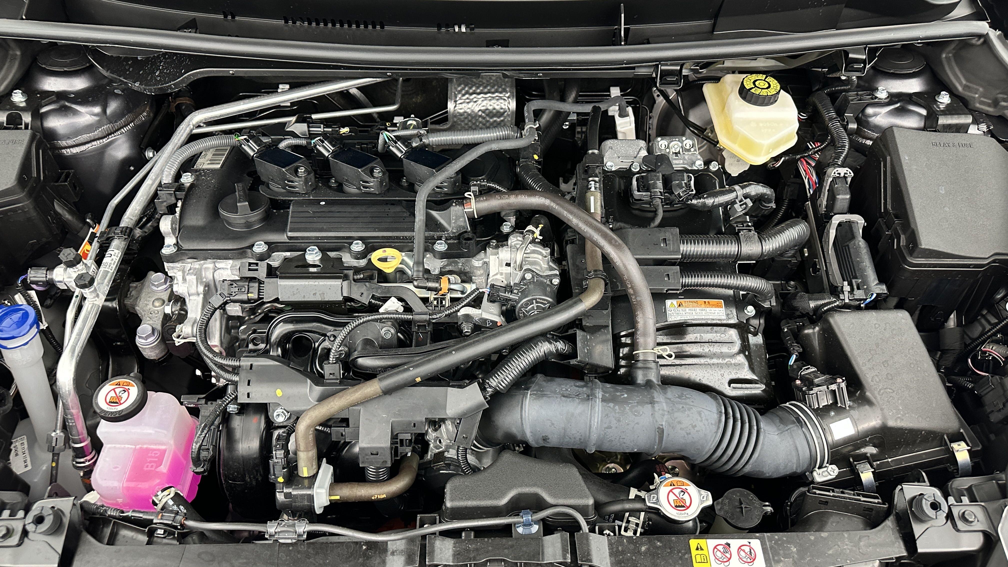 TOYOTA YARIS Hybride 116h Design e-CVT