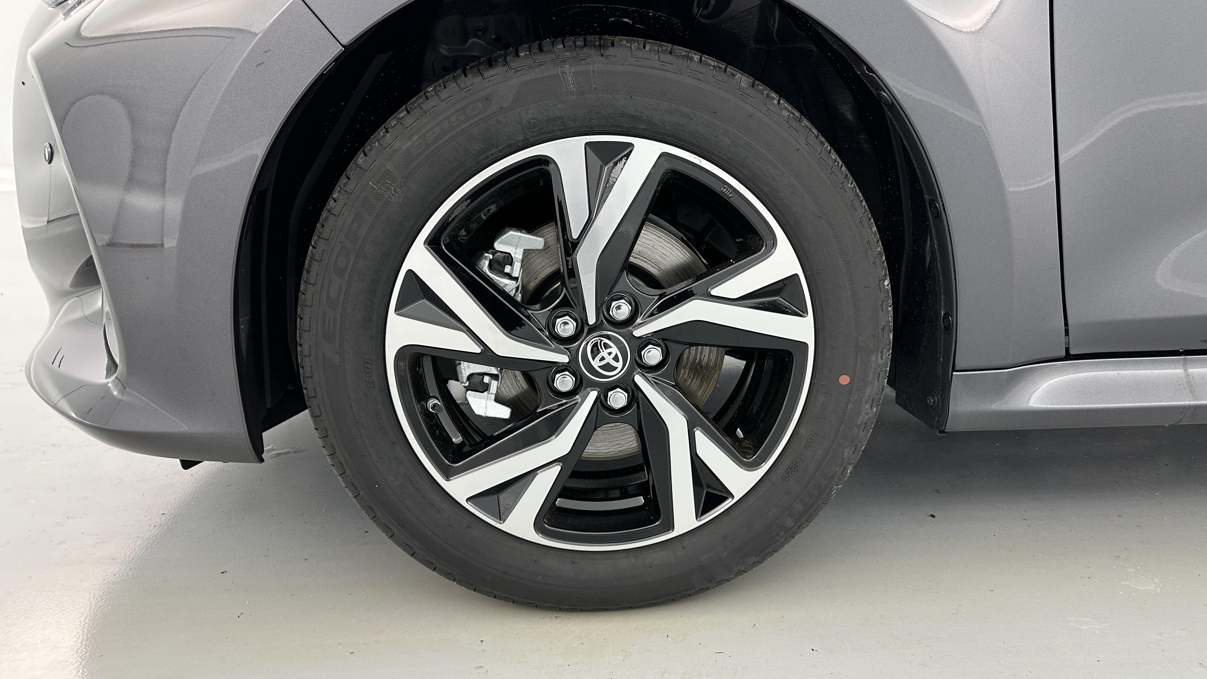 TOYOTA YARIS Hybride 116h Design e-CVT