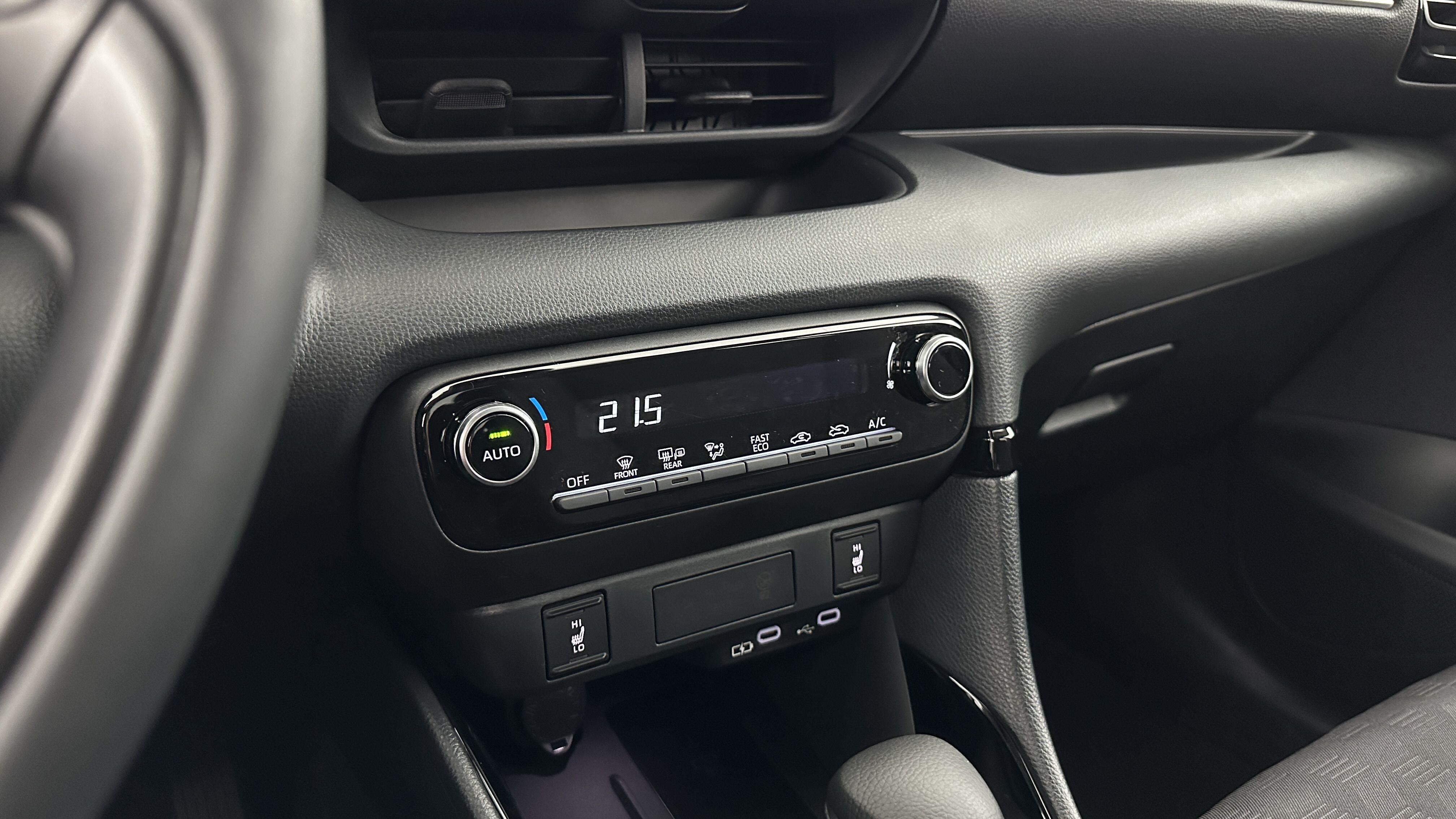 TOYOTA YARIS Hybride 116h Design e-CVT
