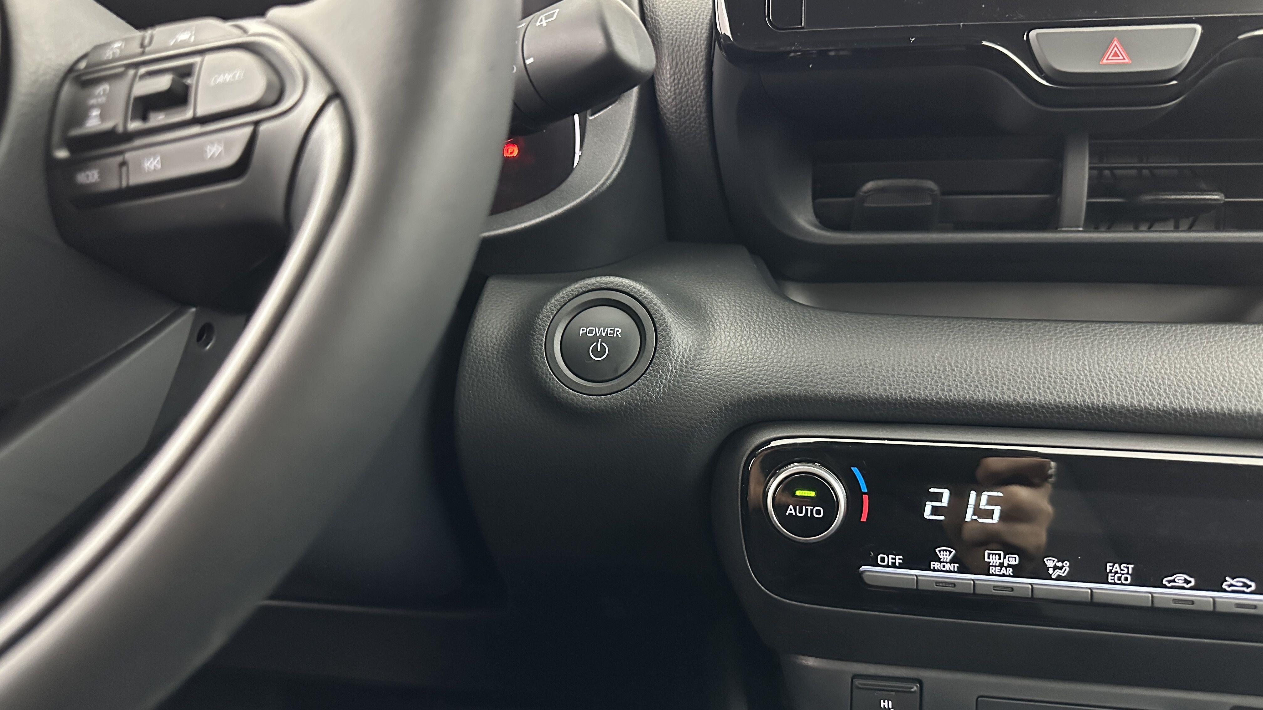 TOYOTA YARIS Hybride 116h Design e-CVT
