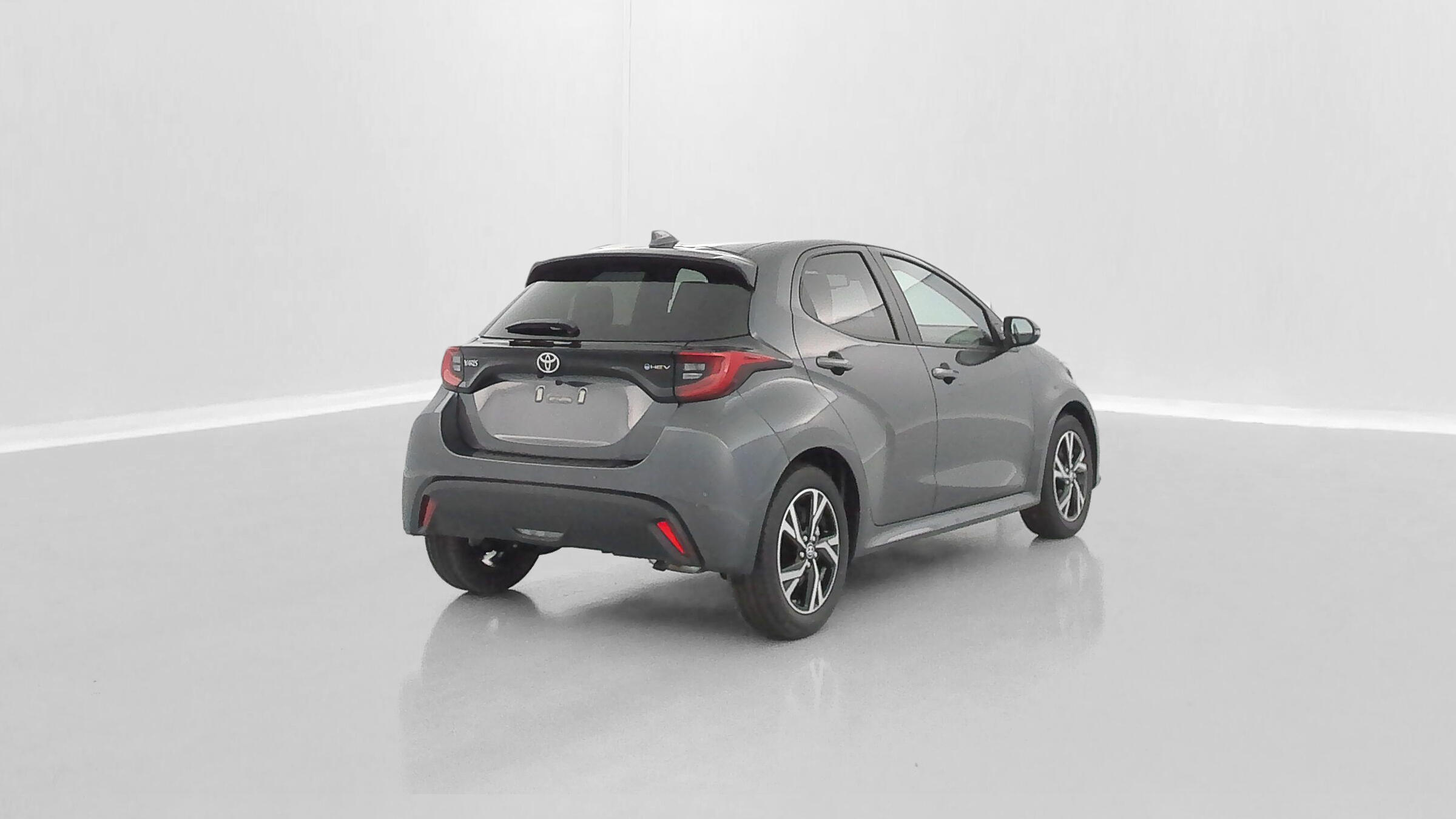 TOYOTA YARIS Hybride 116h Design e-CVT