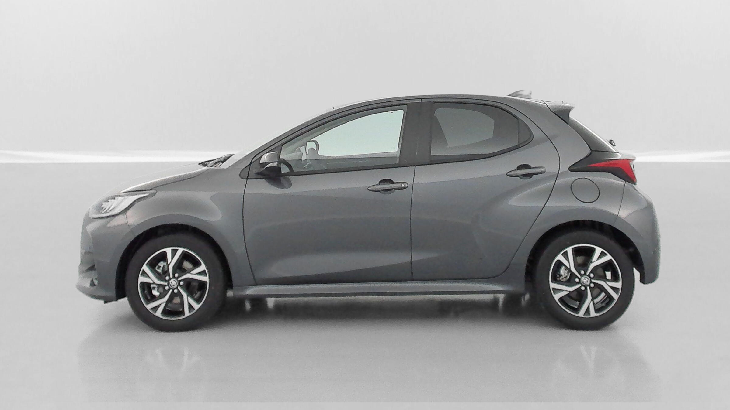 TOYOTA YARIS Hybride 116h Design e-CVT