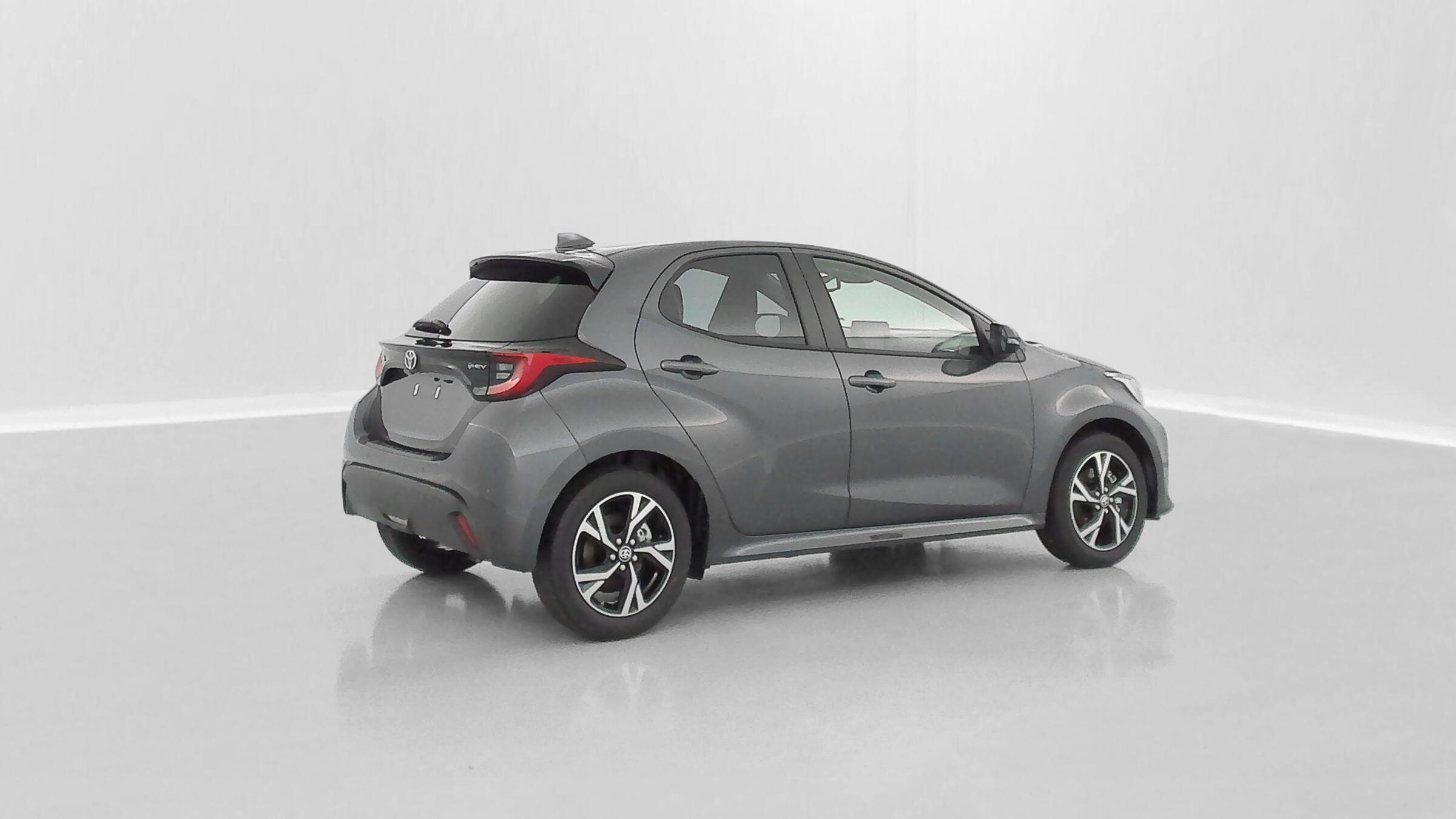 TOYOTA YARIS Hybride 116h Design e-CVT
