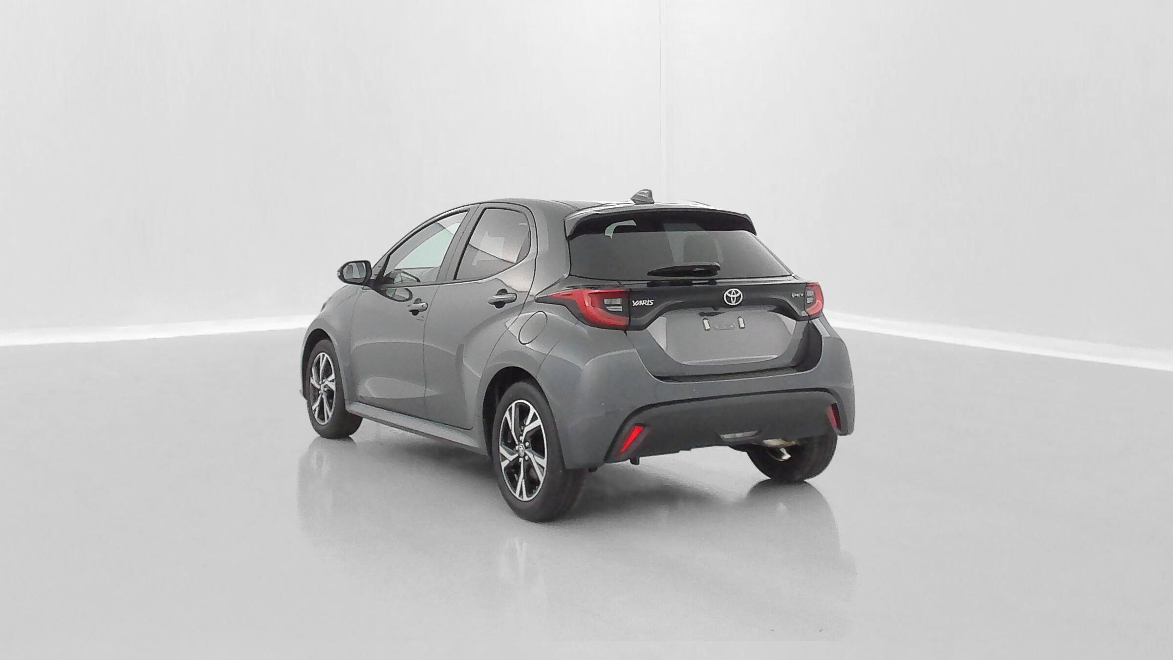 TOYOTA YARIS Hybride 116h Design e-CVT