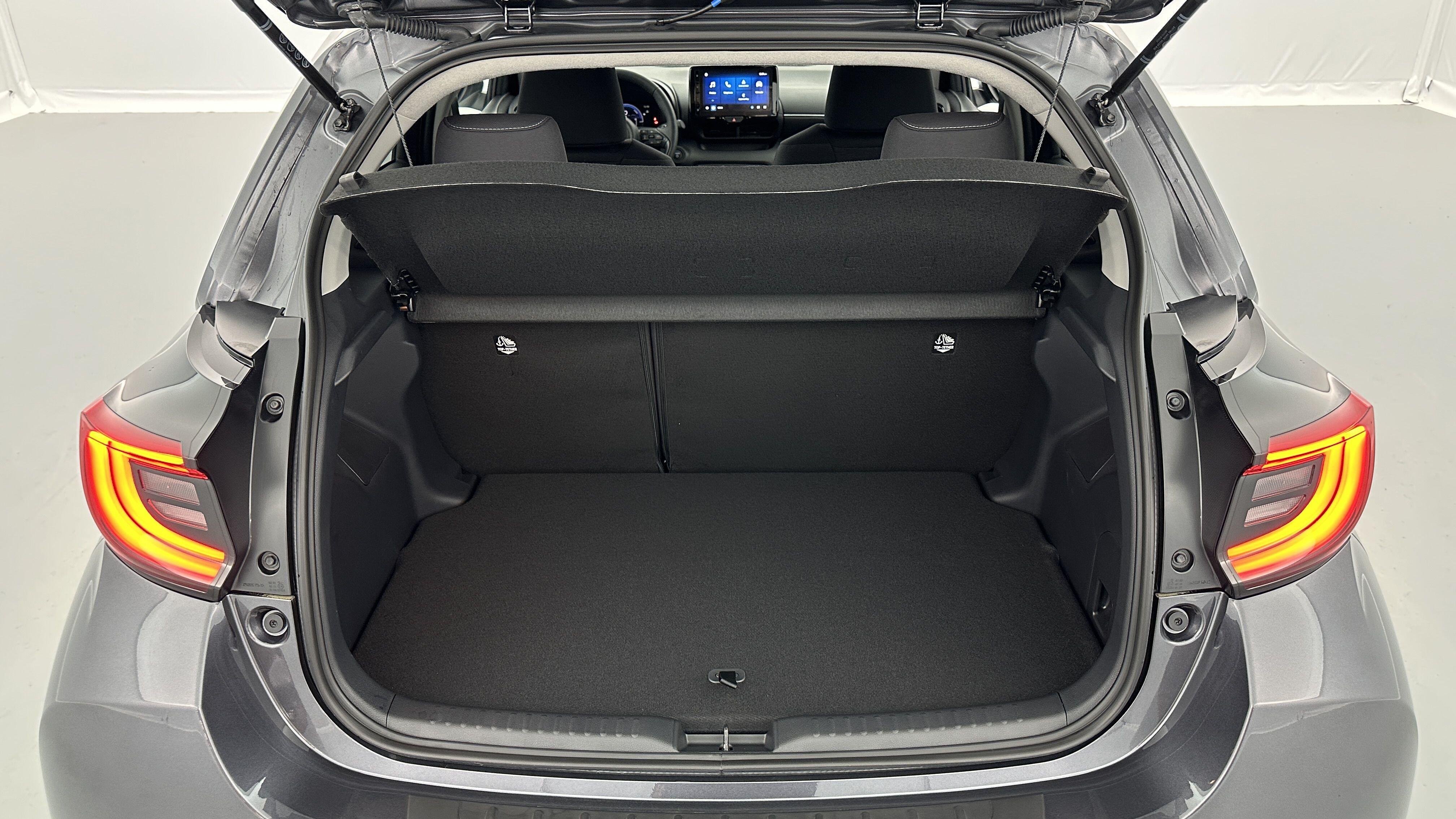 TOYOTA YARIS Hybride 116h Design e-CVT