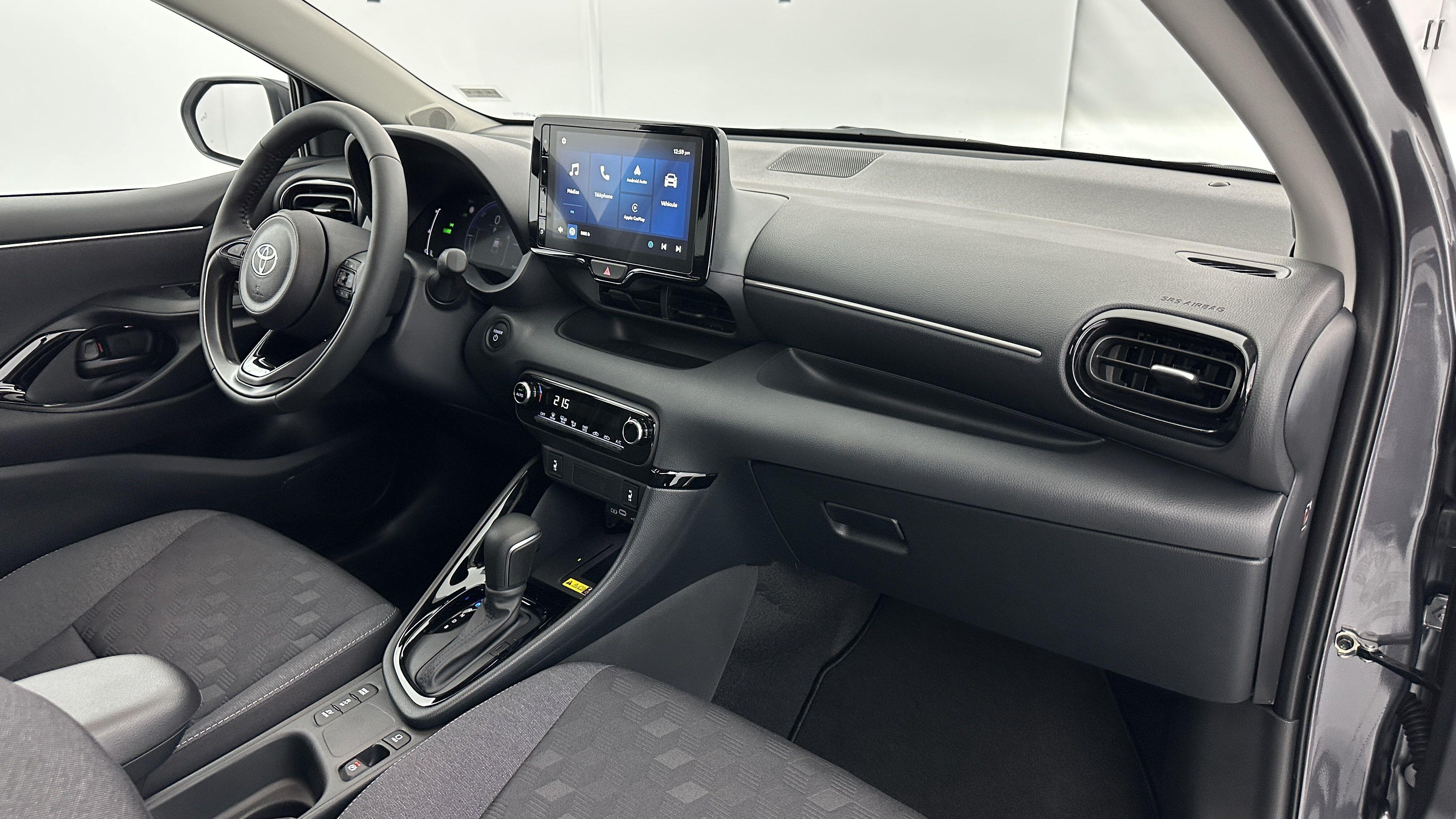 TOYOTA YARIS Hybride 116h Design e-CVT