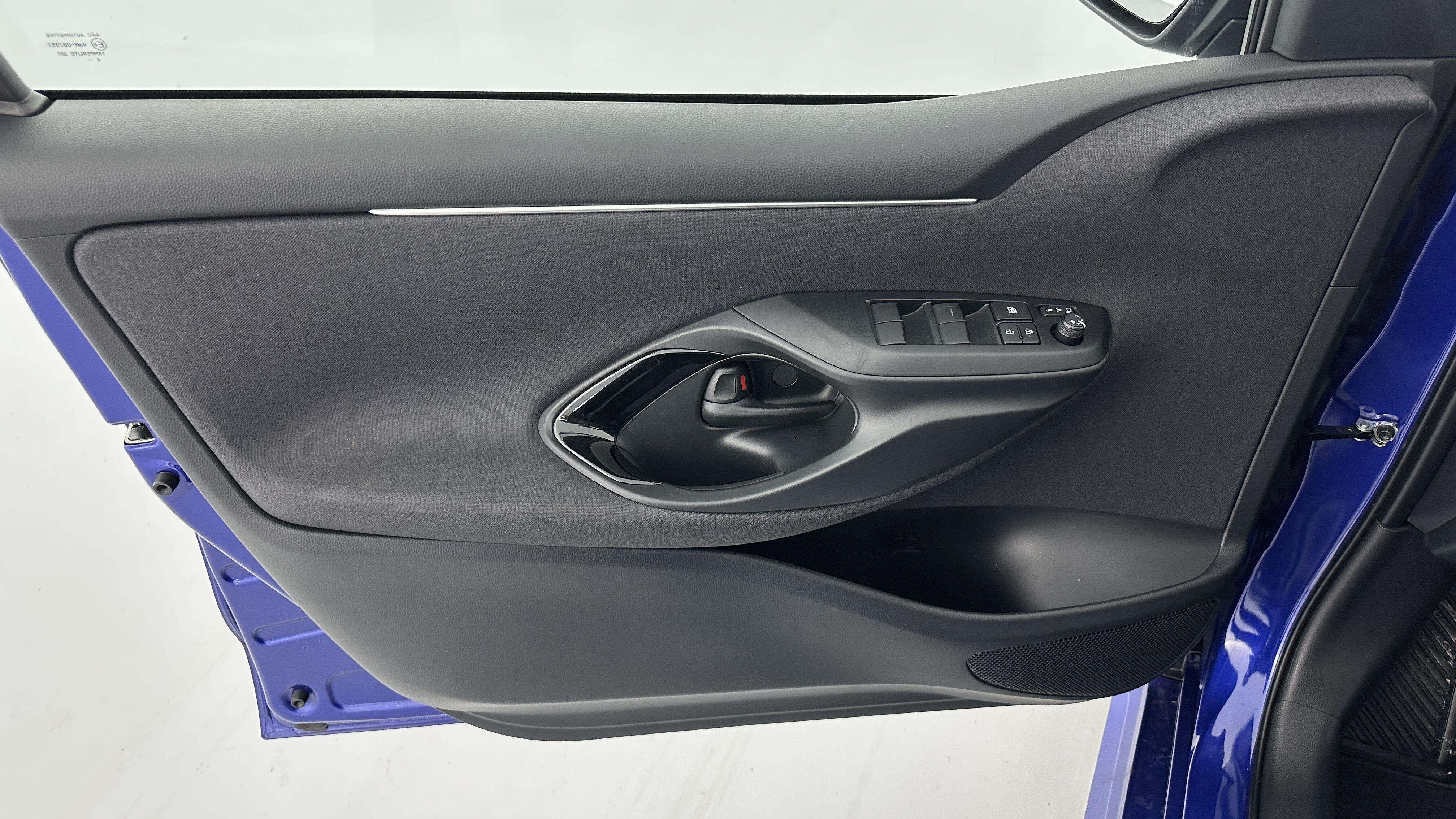 TOYOTA YARIS Hybride 116h Design e-CVT