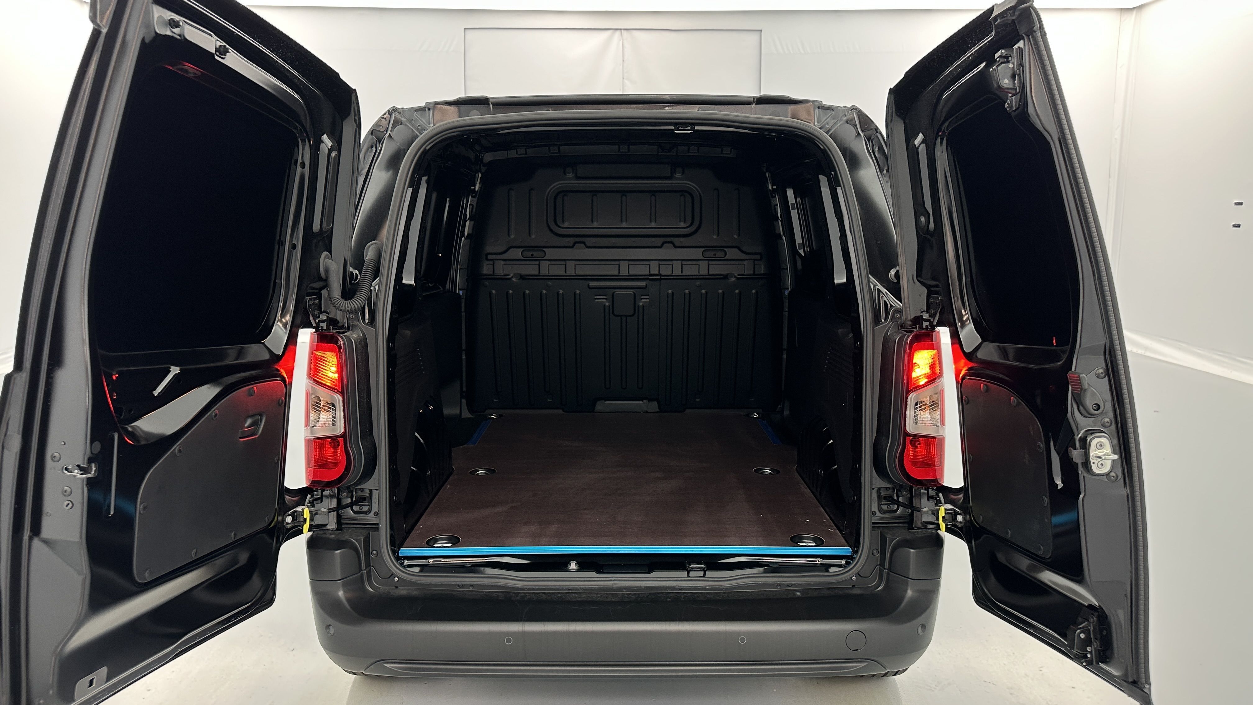 OPEL COMBO CARGO IV M 650kg 1.5 BlueHDi 130ch EAT8