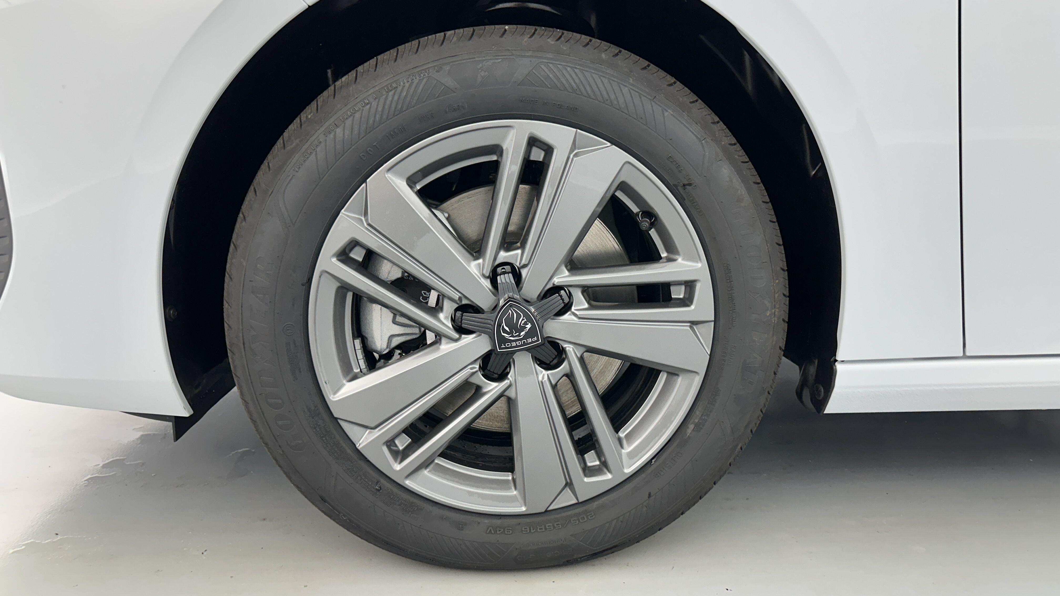 PEUGEOT 308 SW III 1.2 Hybrid 145 e-DCS6 Style