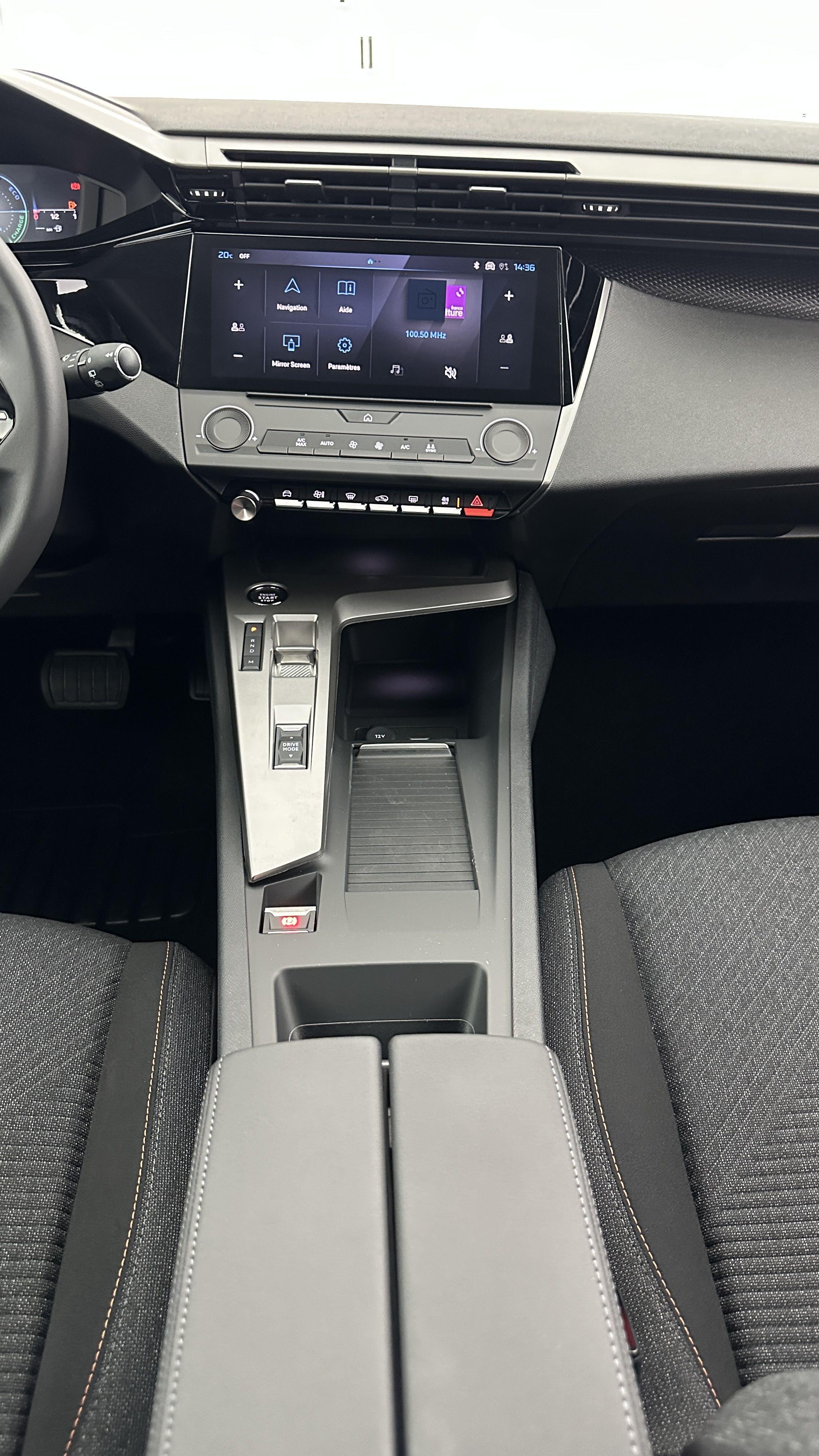 PEUGEOT 308 SW III 1.2 Hybrid 145 e-DCS6 Style